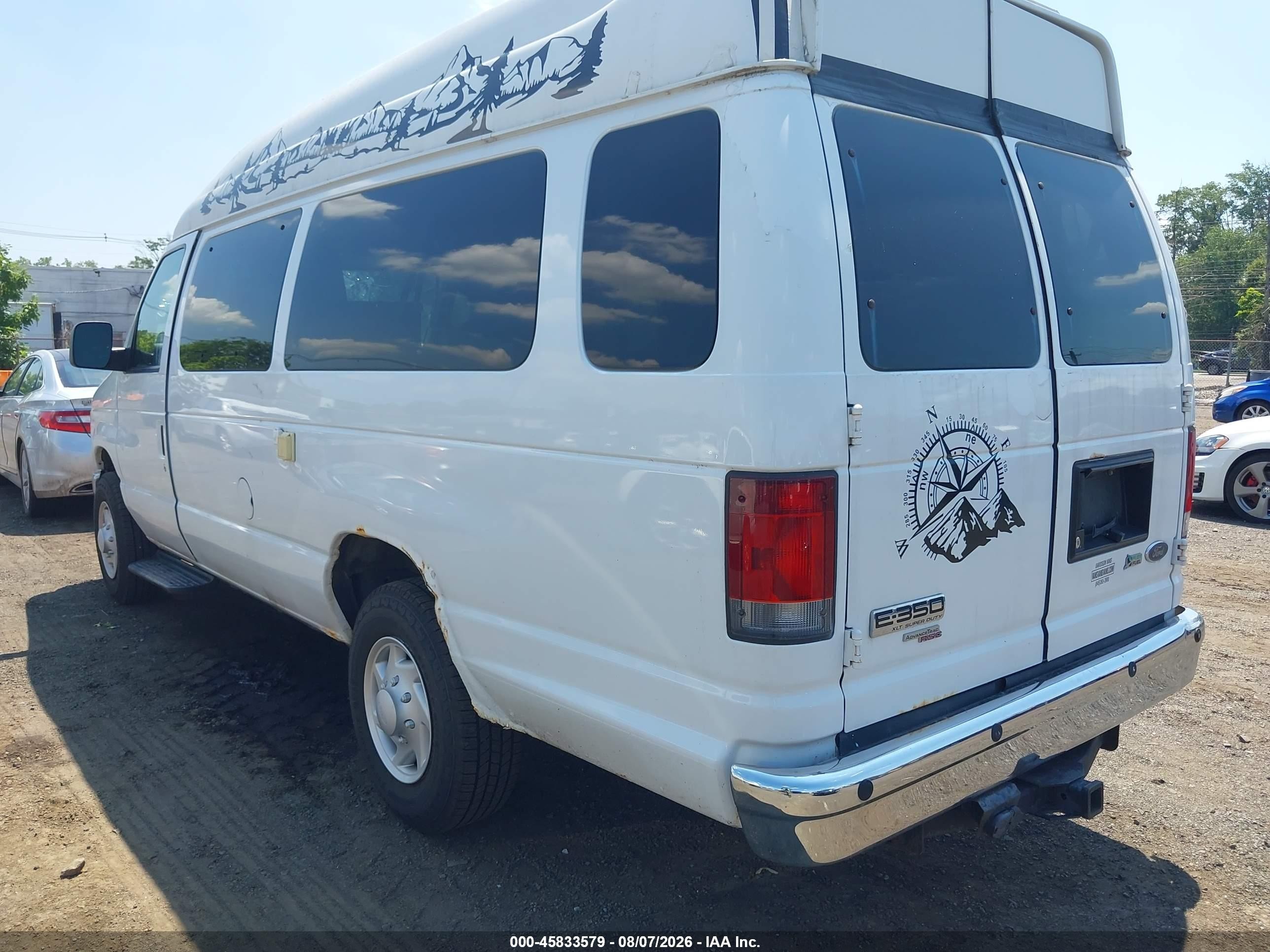 2009 Ford E-350 Super Duty Xl/xlt White vin: 1FBSS31L19DA66077