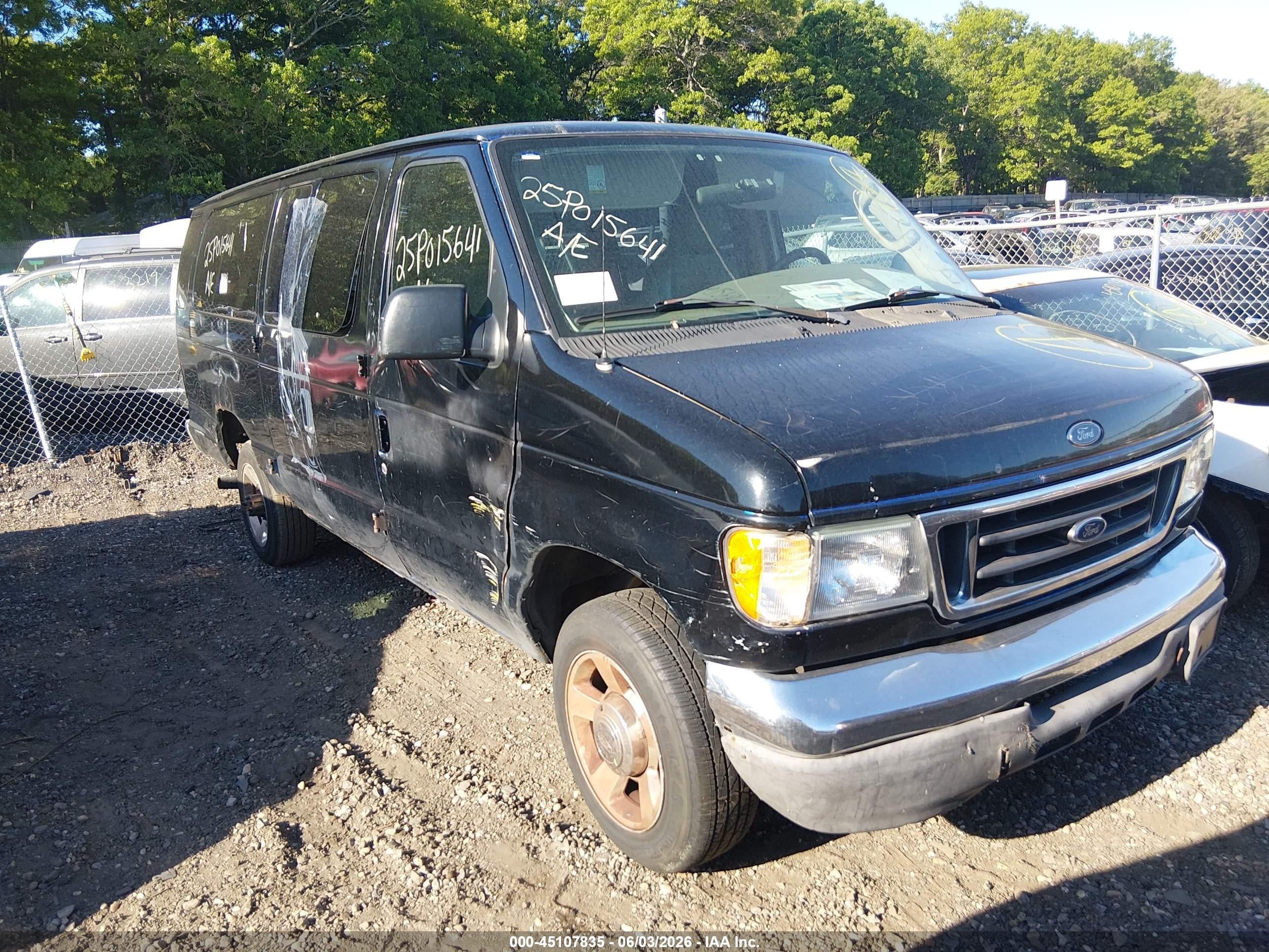 2000 Ford E-350 Super Duty Xl/xlt Black vin: 1FBSS31L1YHA56107
