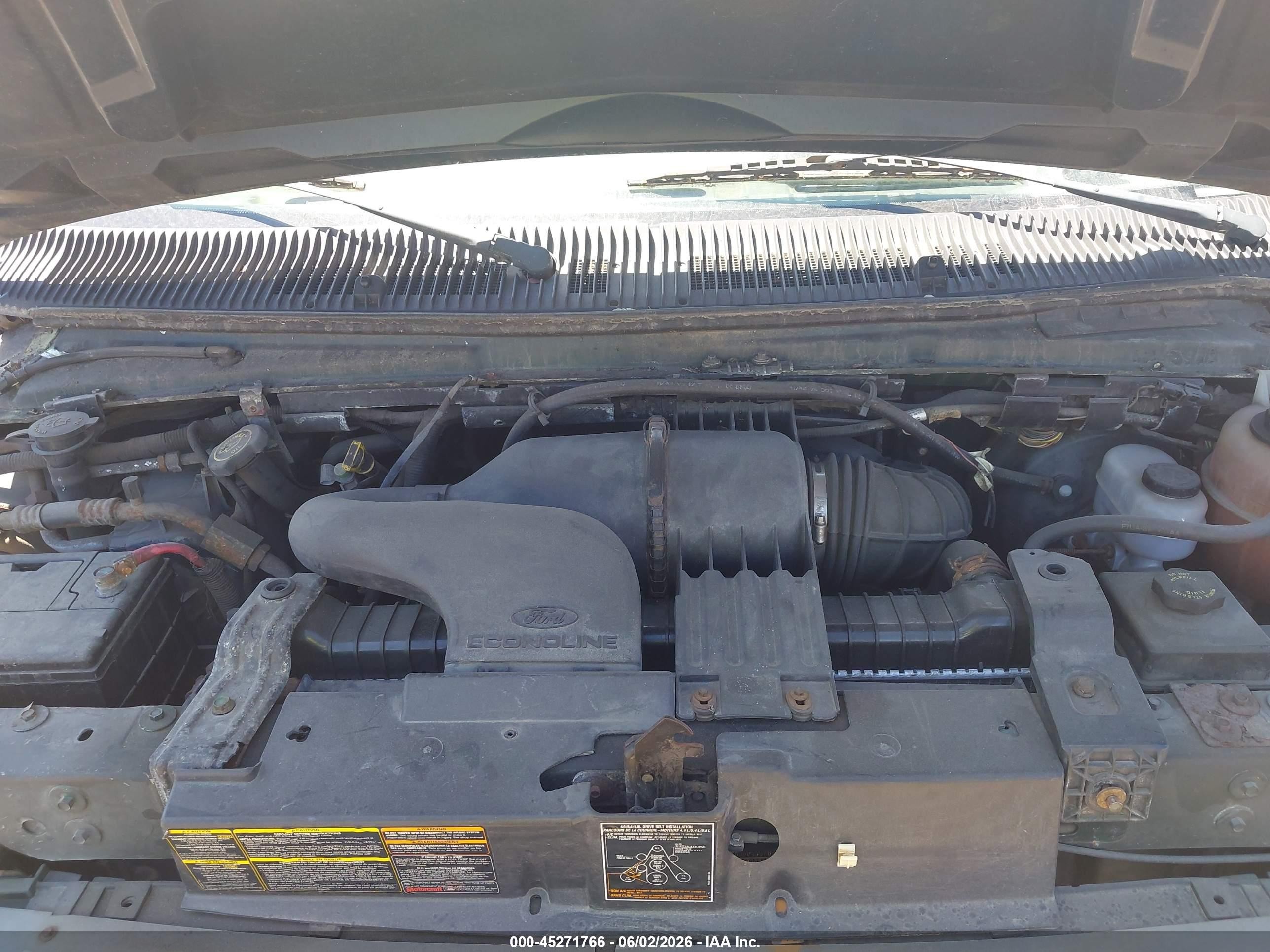 2000 Ford E-350 Super Duty Xl/xlt Белый vin: 1FBSS31L1YHB90812