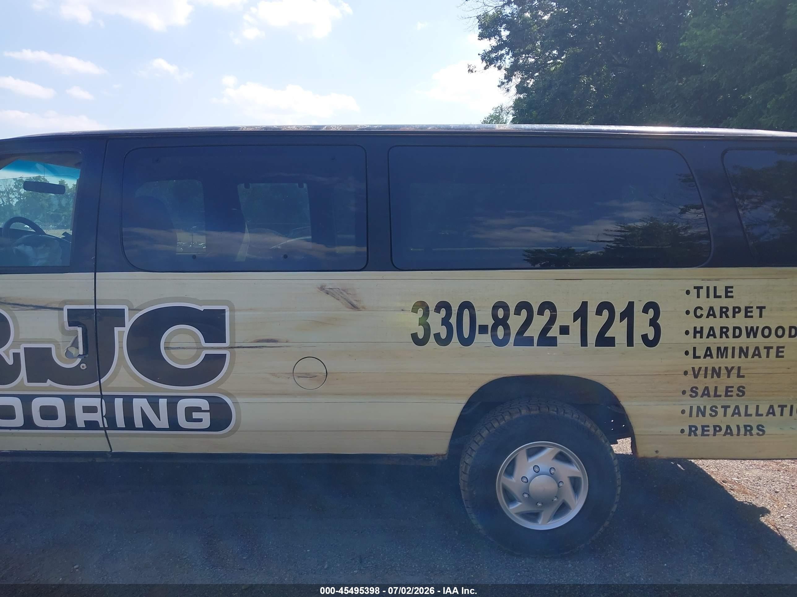 2003 Ford E-350 Super Duty Xl/xlt Cream vin: 1FBSS31L23HA96639