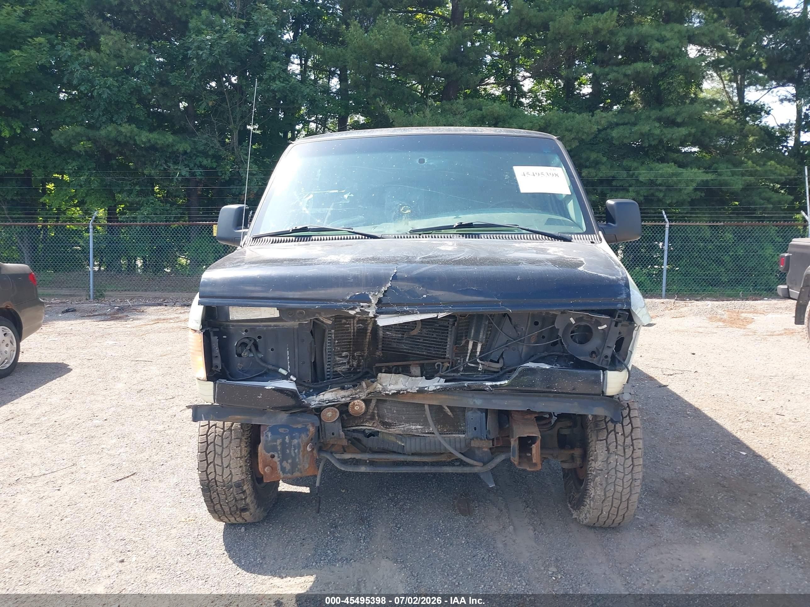 2003 Ford E-350 Super Duty Xl/xlt Cream vin: 1FBSS31L23HA96639