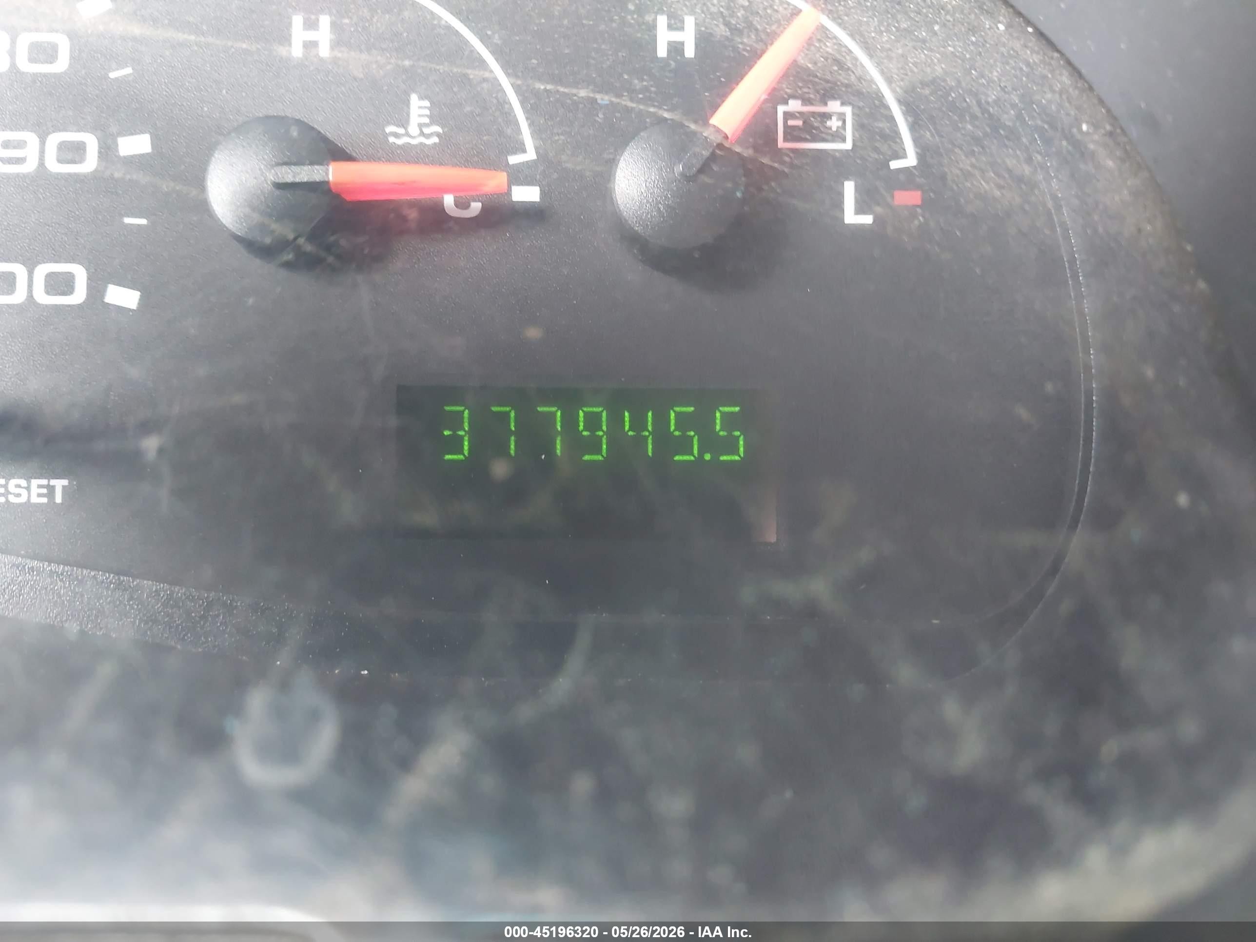 2004 Ford E-350 Super Duty Xl/xlt Silver vin: 1FBSS31L24HA68809