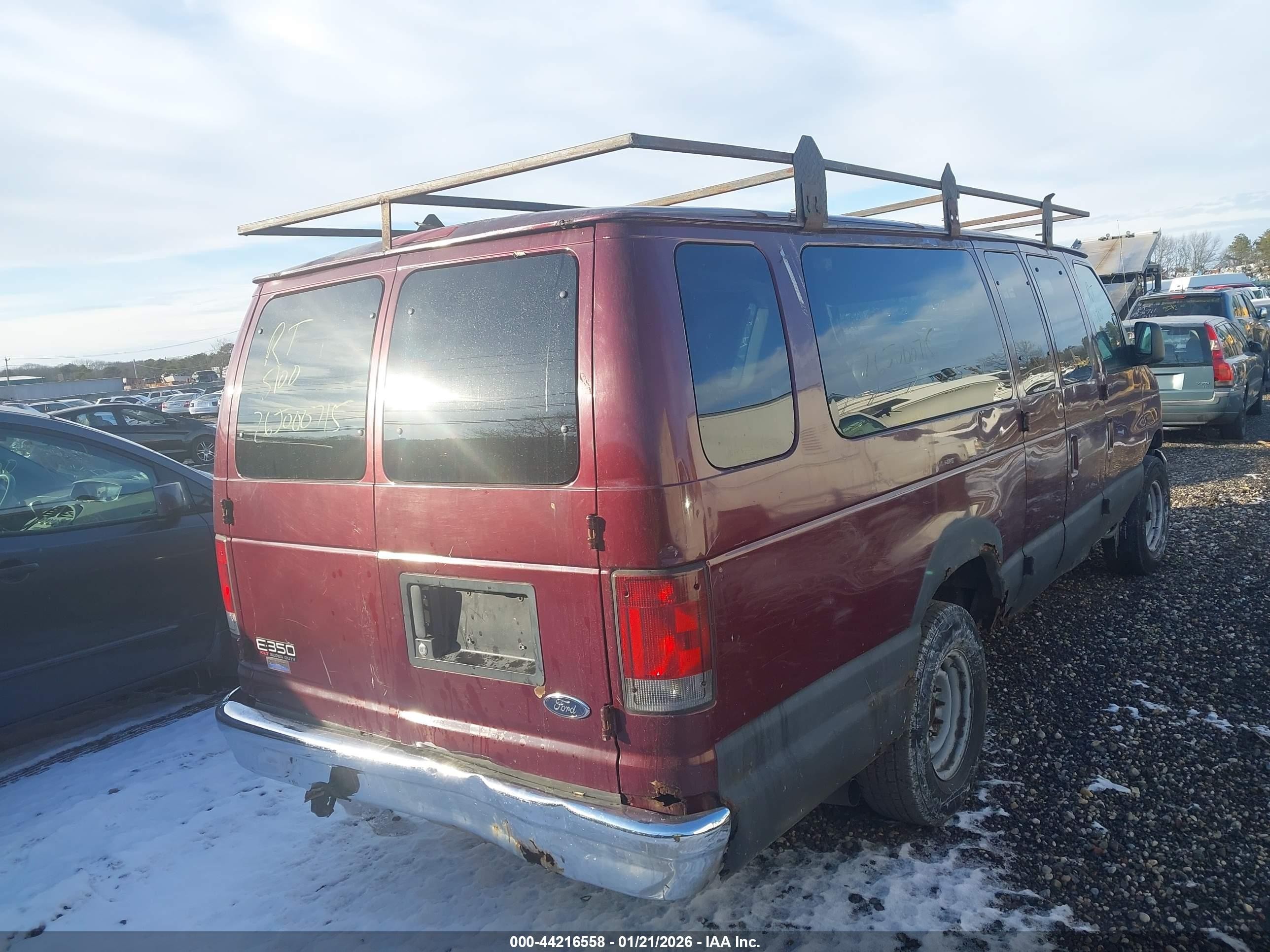2005 Ford E-350 Super Duty Xl/xlt Maroon vin: 1FBSS31L35HA92862