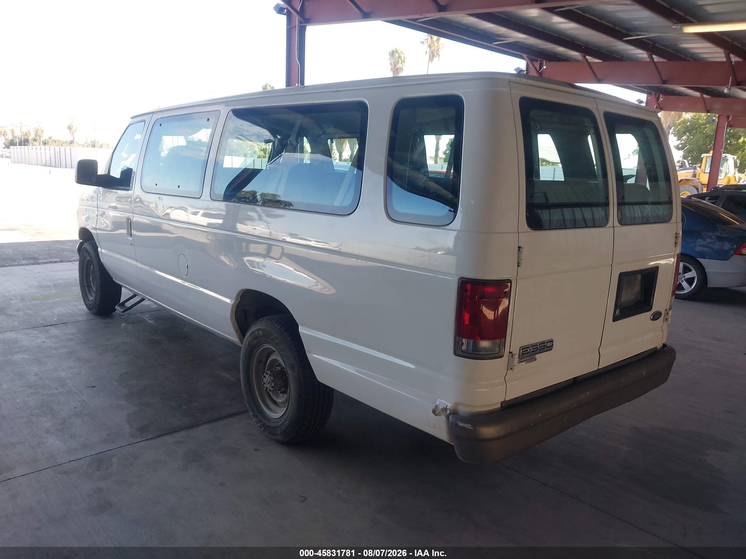 2007 Ford E-350 Super Duty Xl/xlt White vin: 1FBSS31L37DB09699