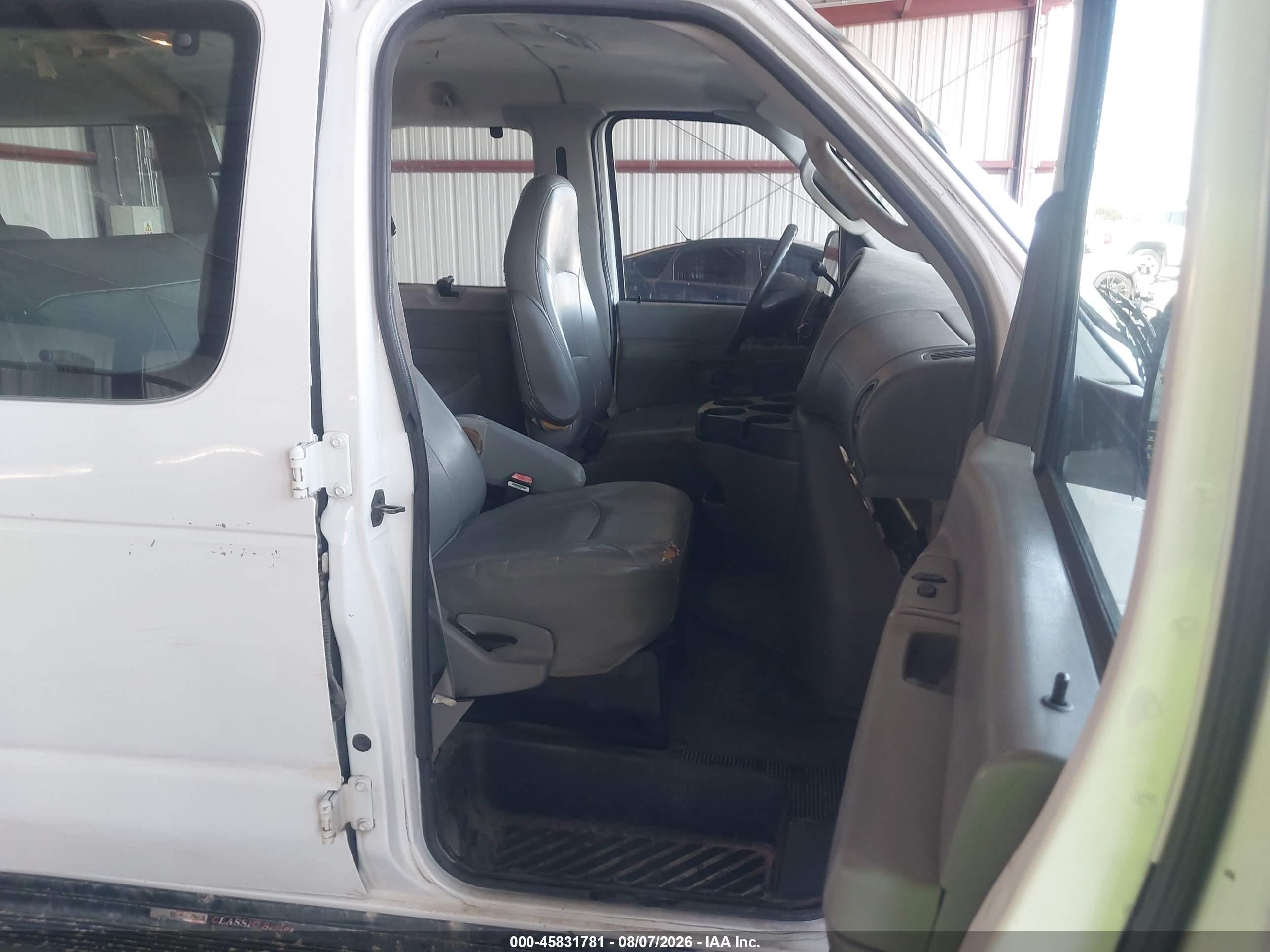 2007 Ford E-350 Super Duty Xl/xlt White vin: 1FBSS31L37DB09699