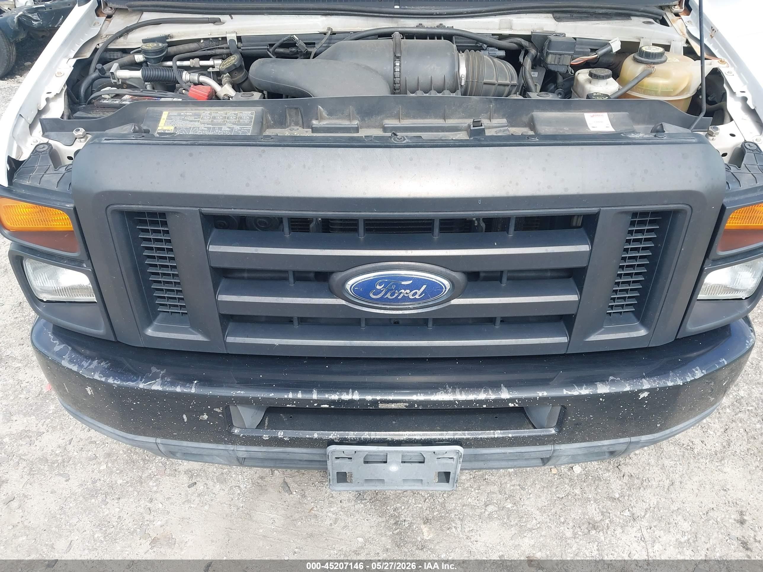 2008 Ford E-350 Super Duty Xl/xlt White vin: 1FBSS31L38DA84255