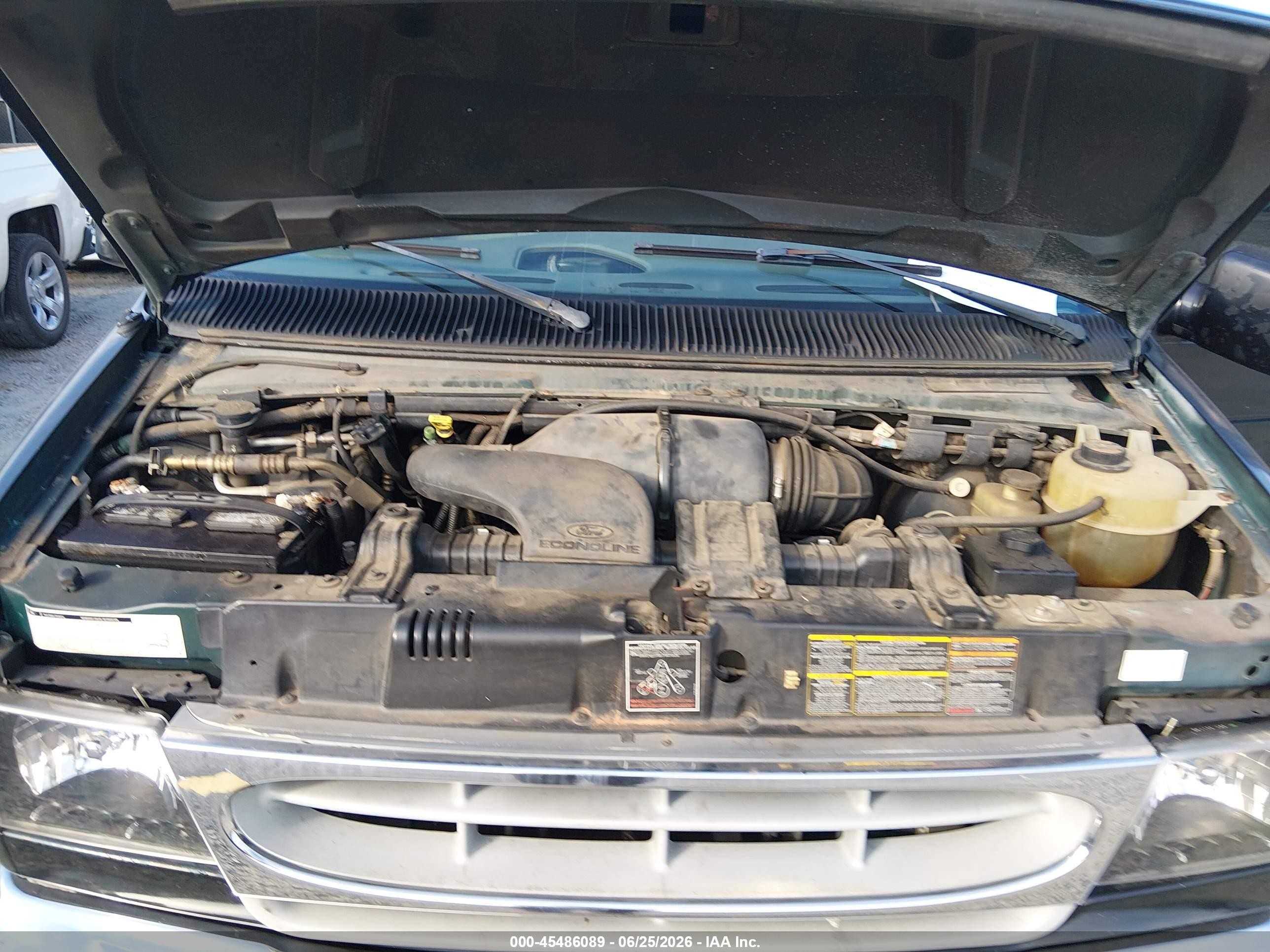 1998 Ford Super Club Wagon Xl/xlt Black vin: 1FBSS31L3WHA23591