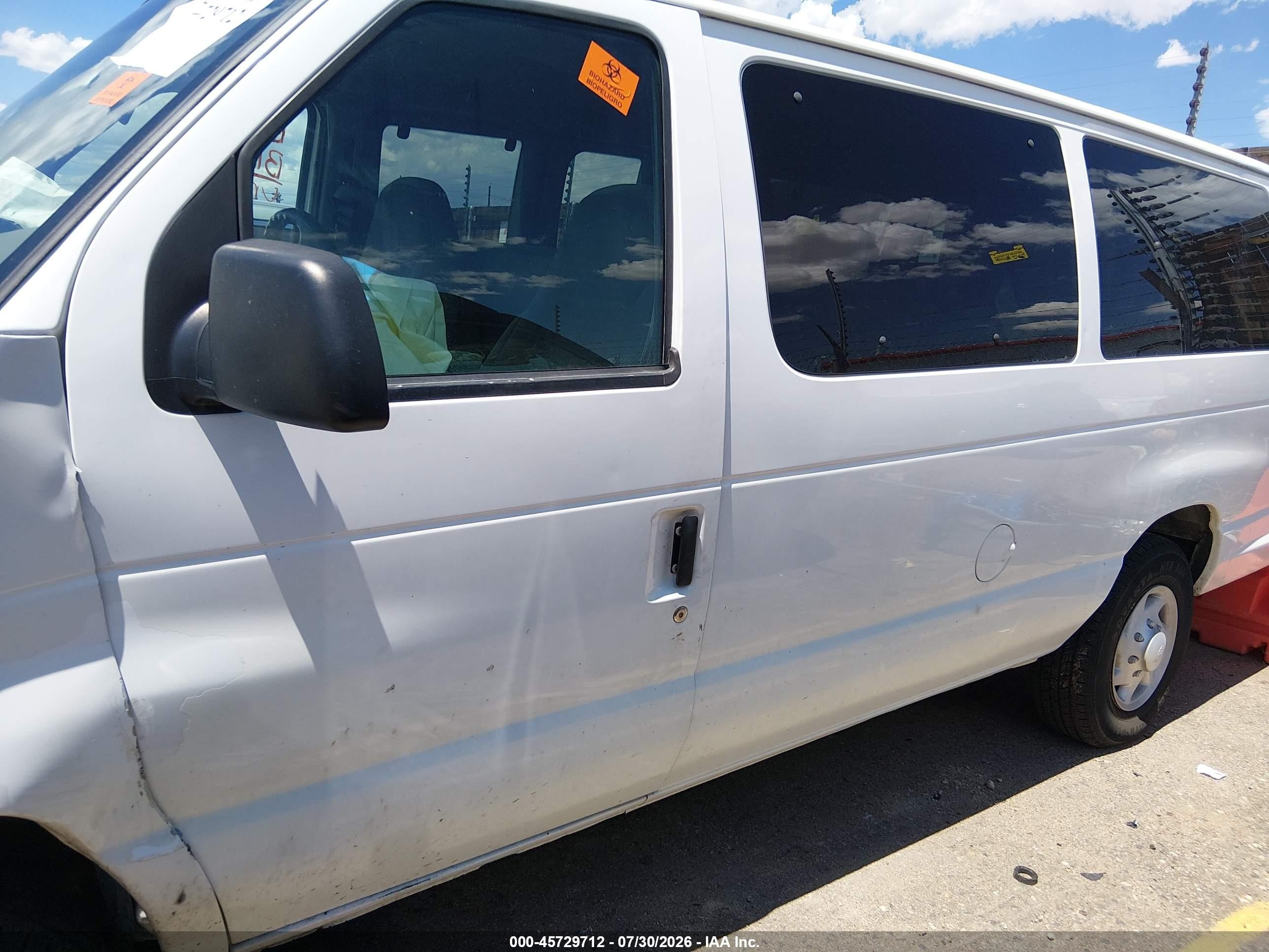 2000 Ford E-350 Super Duty Xl/xlt White vin: 1FBSS31L3YHA34951