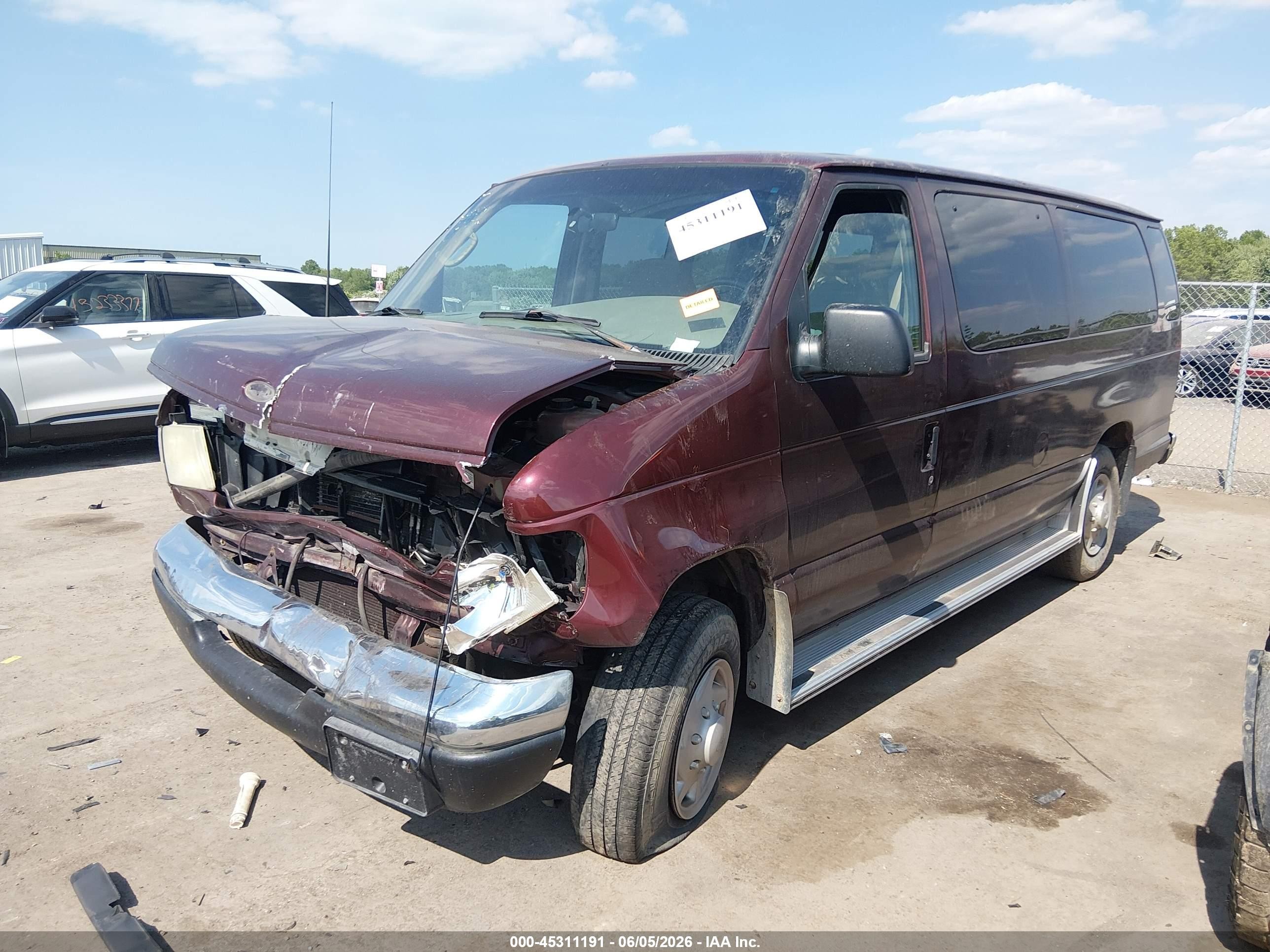 2001 Ford E-350 Super Duty Xl/xlt Maroon vin: 1FBSS31L41HB61018