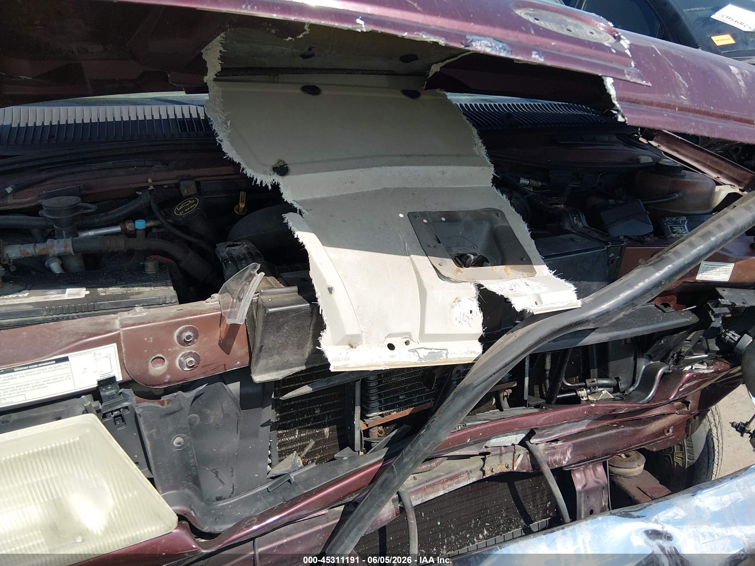 2001 Ford E-350 Super Duty Xl/xlt Maroon vin: 1FBSS31L41HB61018