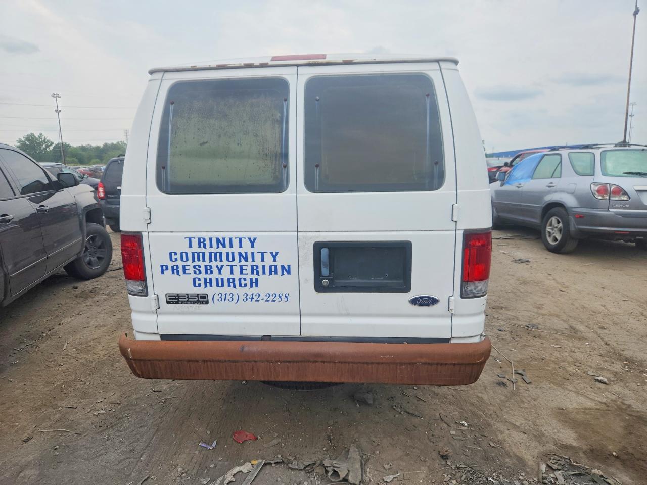 2002 Ford Econoline E350 White vin: 1FBSS31L42HB40347