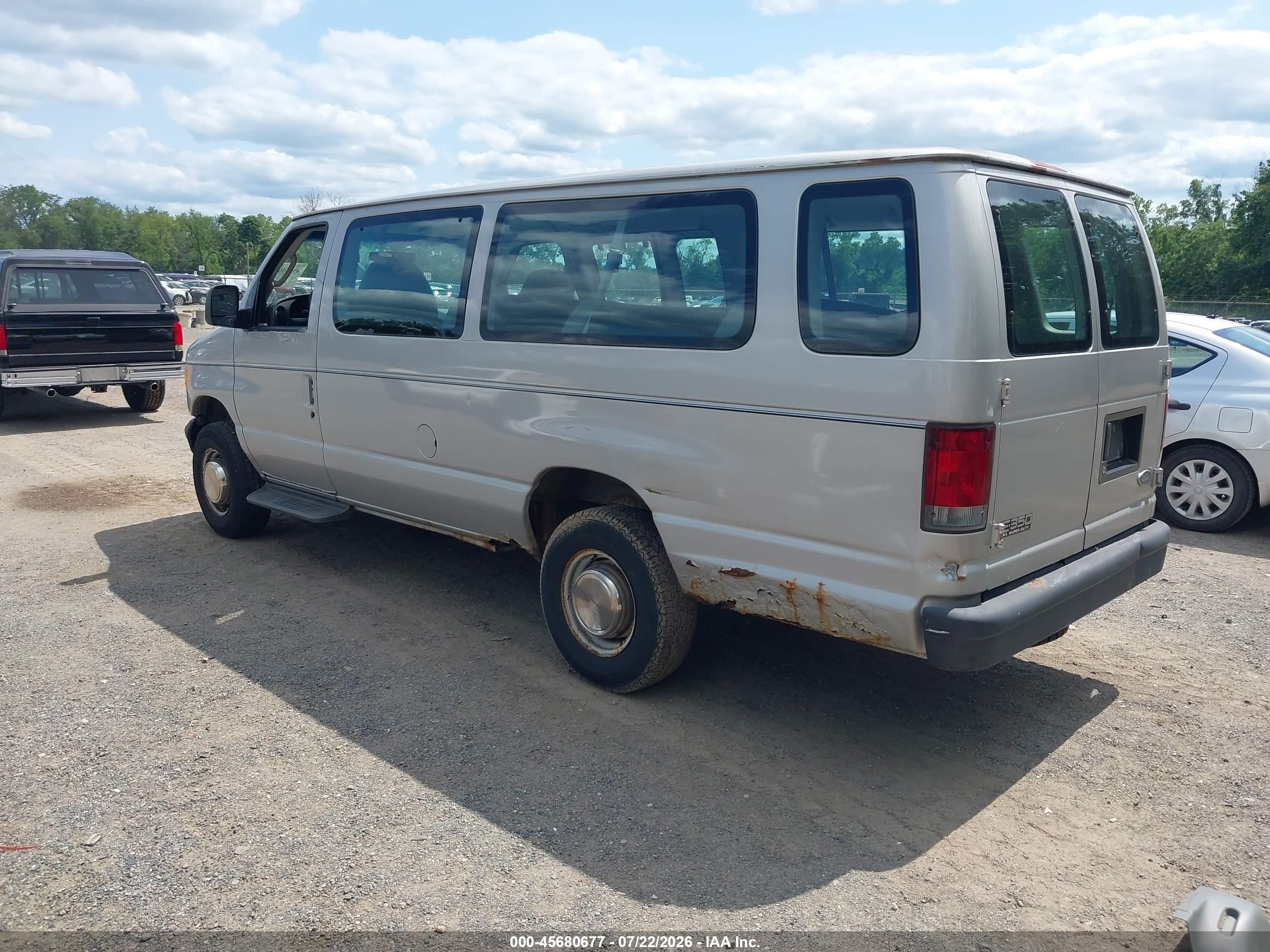 2003 Ford E-350 Super Duty Xl/xlt Silver vin: 1FBSS31L43HB15174