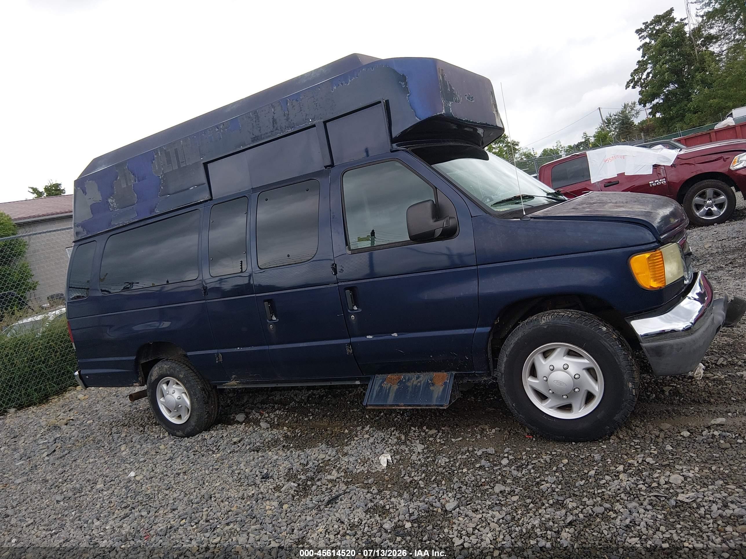 2006 Ford E-350 Super Duty Xl/xlt Blue vin: 1FBSS31L46DA96542