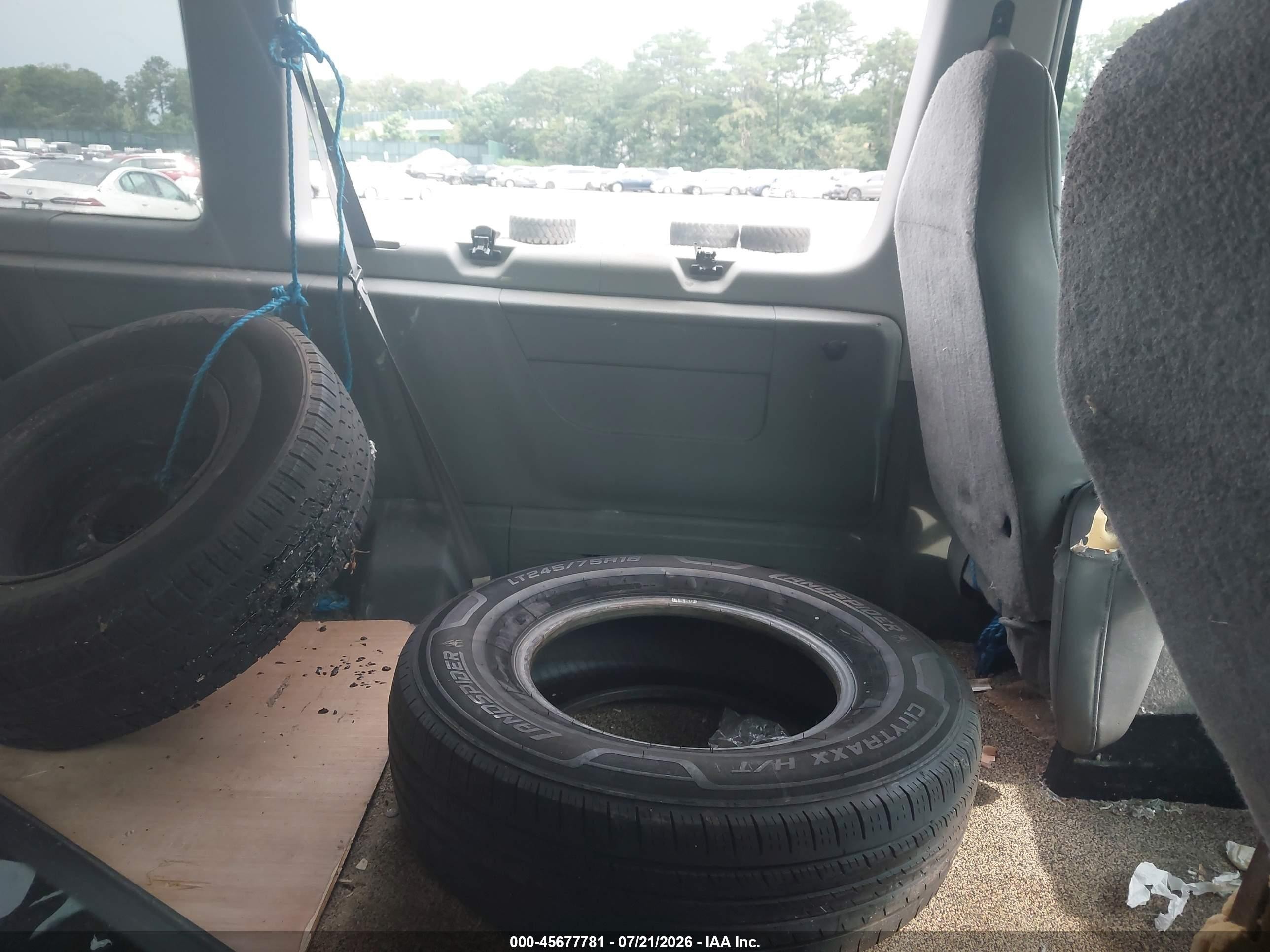 2006 Ford E-350 Super Duty Xl/xlt Gray vin: 1FBSS31L46DB13954