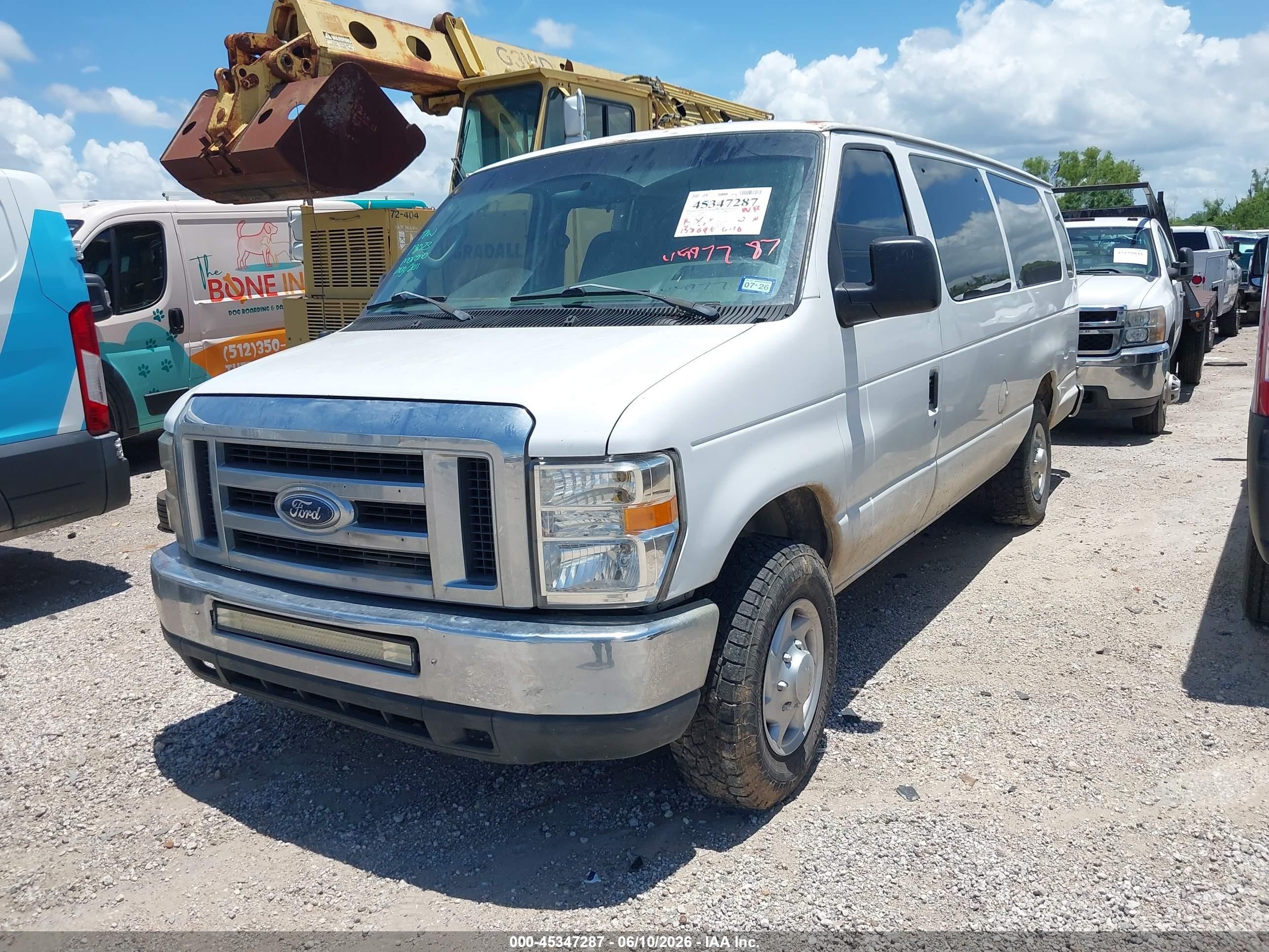 2008 Ford E-350 Super Duty Xl/xlt White vin: 1FBSS31L48DB32040