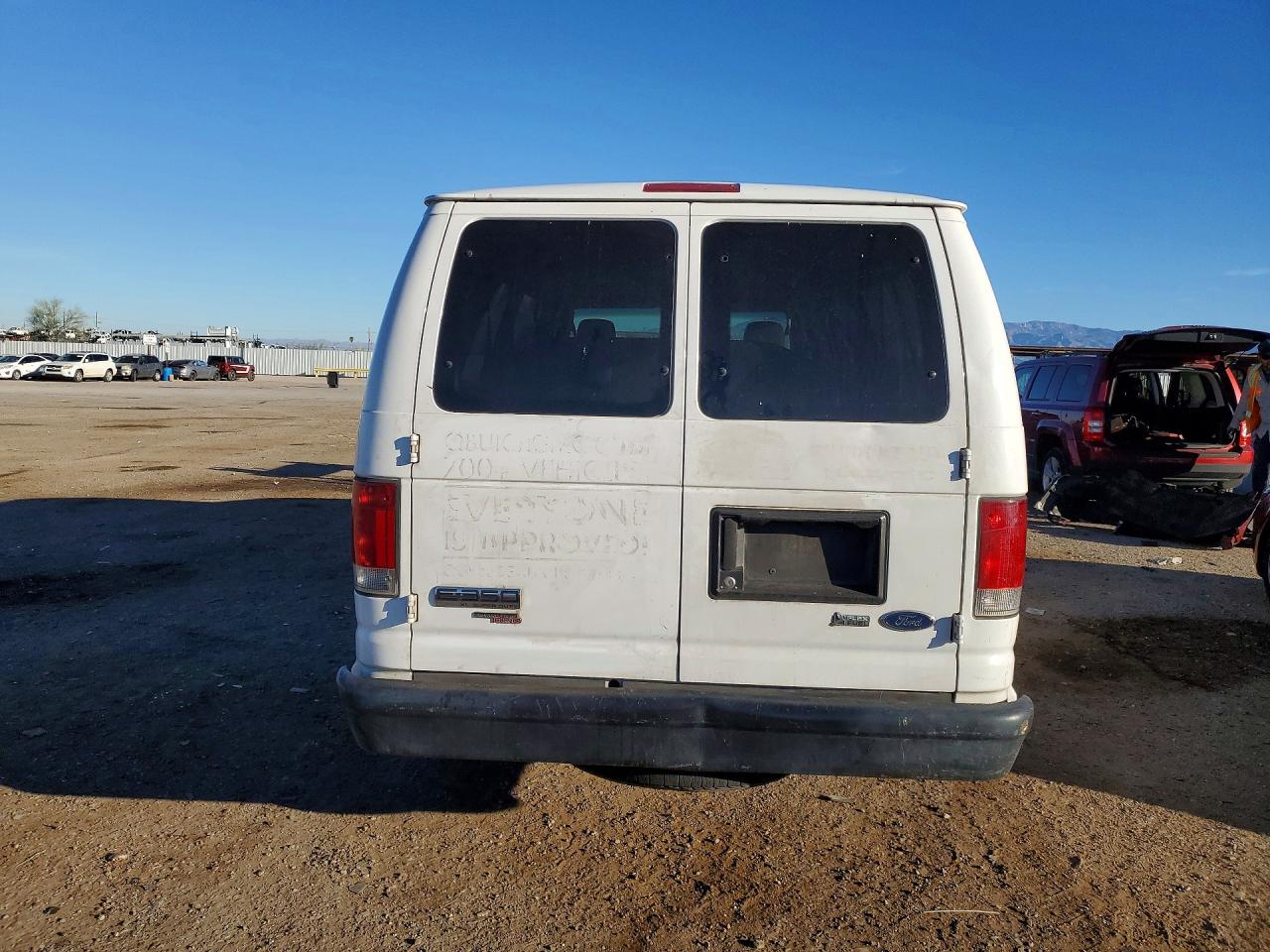 2009 Ford Econoline E350 Super Duty Wagon White vin: 1FBSS31L49DA41867