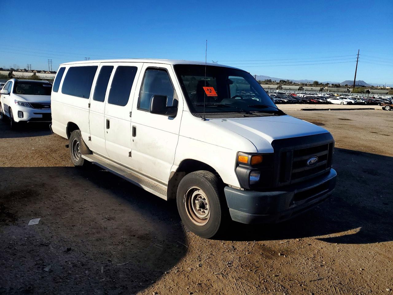 2009 Ford Econoline E350 Super Duty Wagon White vin: 1FBSS31L49DA41867