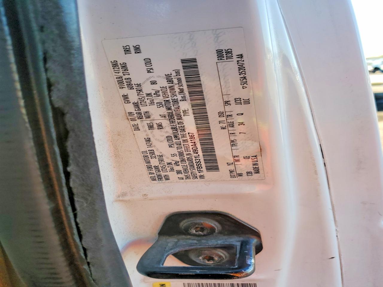 2009 Ford Econoline E350 Super Duty Wagon White vin: 1FBSS31L49DA41867