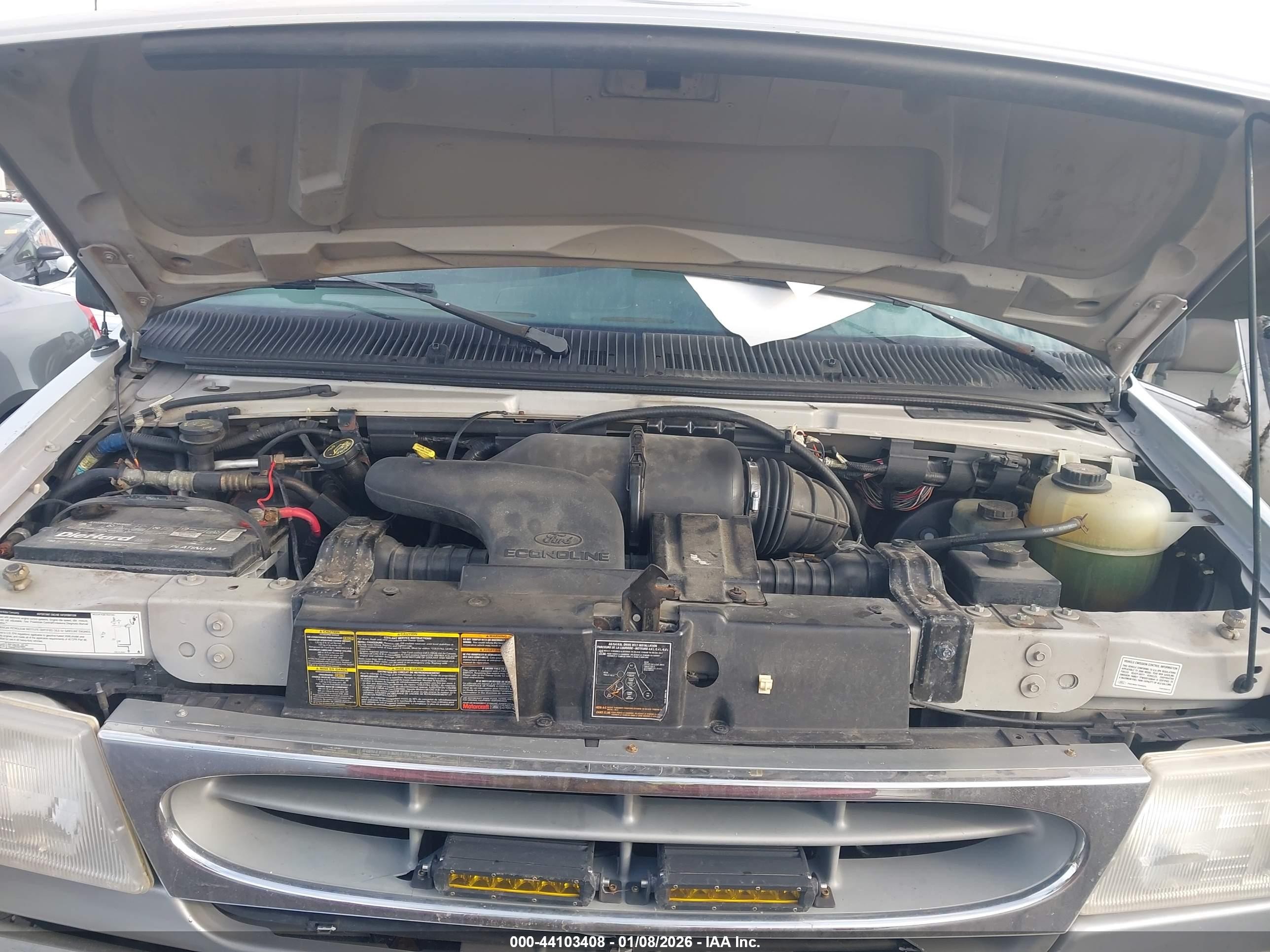 2000 Ford E-350 Super Duty   Gray vin: 1FBSS31L4YHA39494