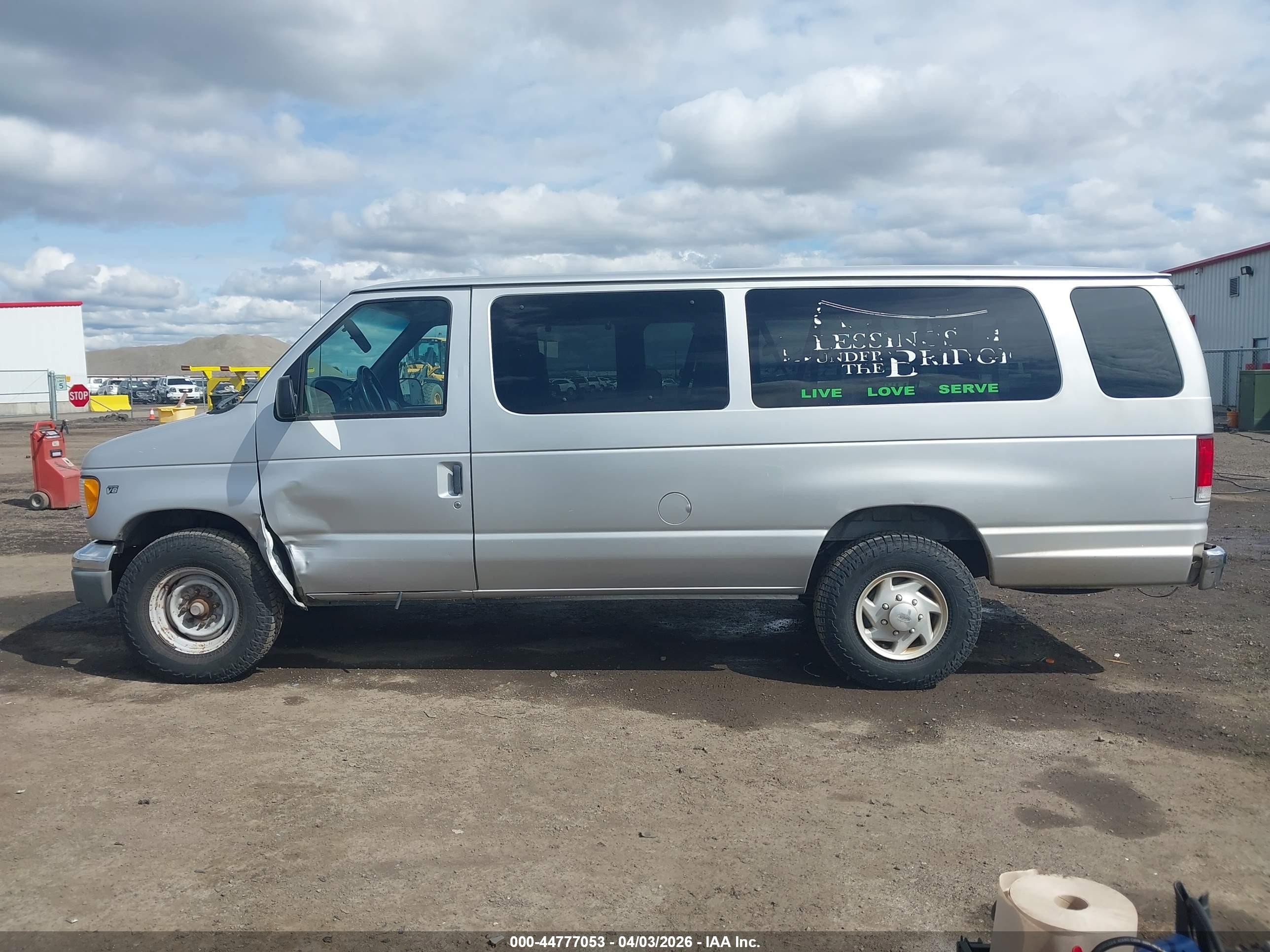 2000 Ford E-350 Super Duty Xl/xlt Серебряный vin: 1FBSS31L4YHB47971