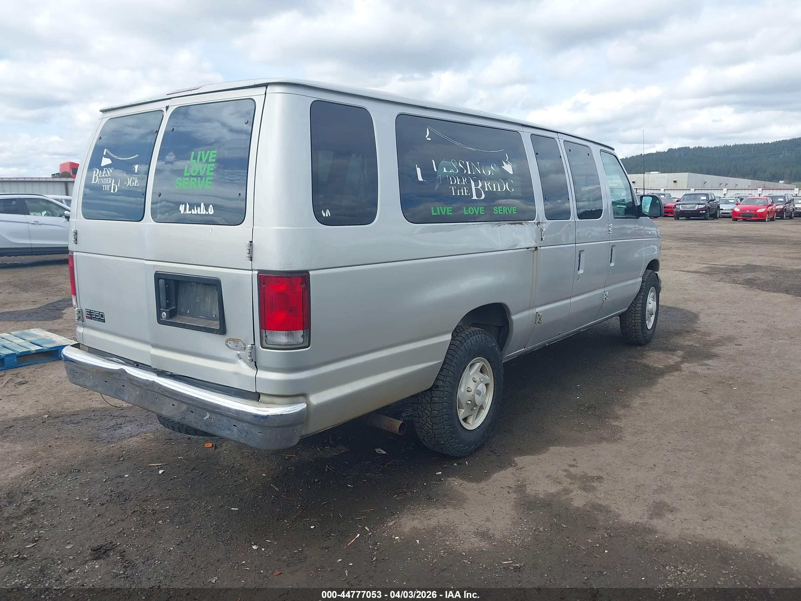2000 Ford E-350 Super Duty Xl/xlt Серебряный vin: 1FBSS31L4YHB47971