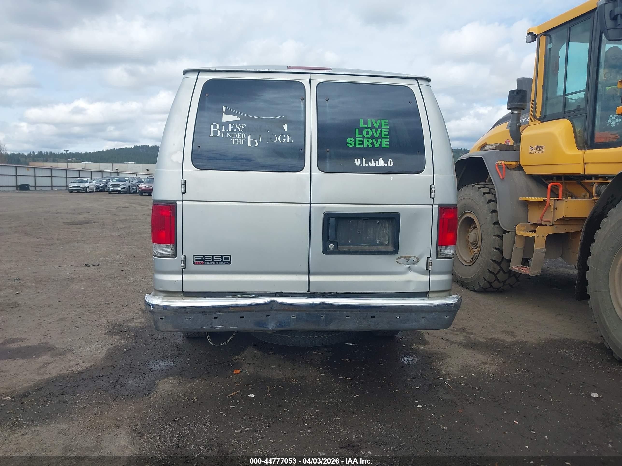 2000 Ford E-350 Super Duty Xl/xlt Серебряный vin: 1FBSS31L4YHB47971