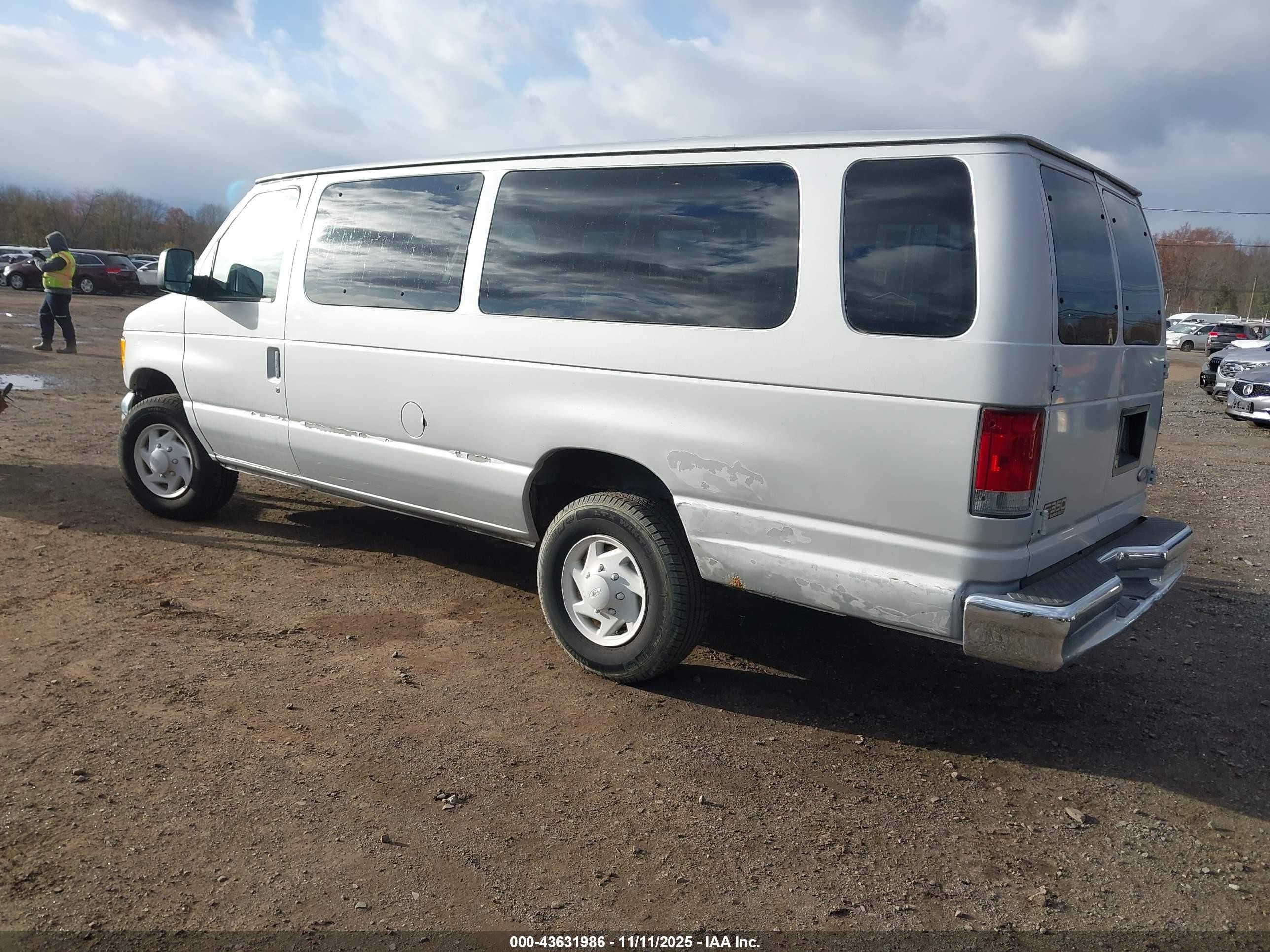 2005 Ford E-350 Super Duty Xl/xlt Серый vin: 1FBSS31L55HB36862