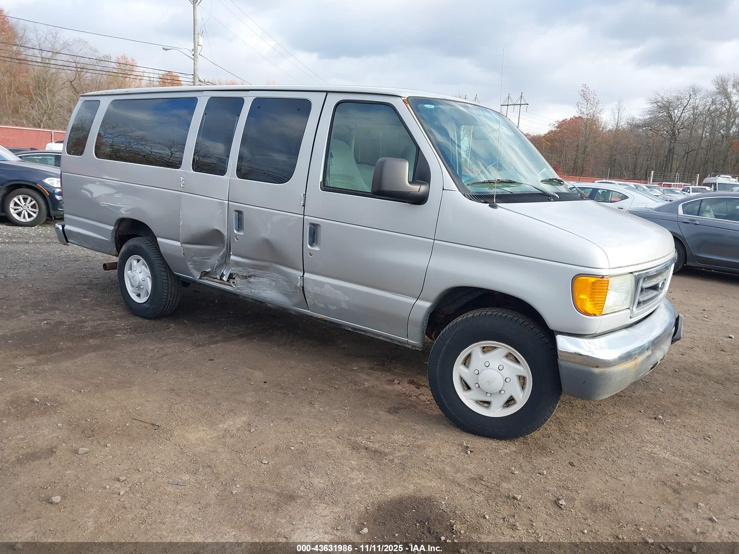 2005 Ford E-350 Super Duty Xl/xlt Серый vin: 1FBSS31L55HB36862