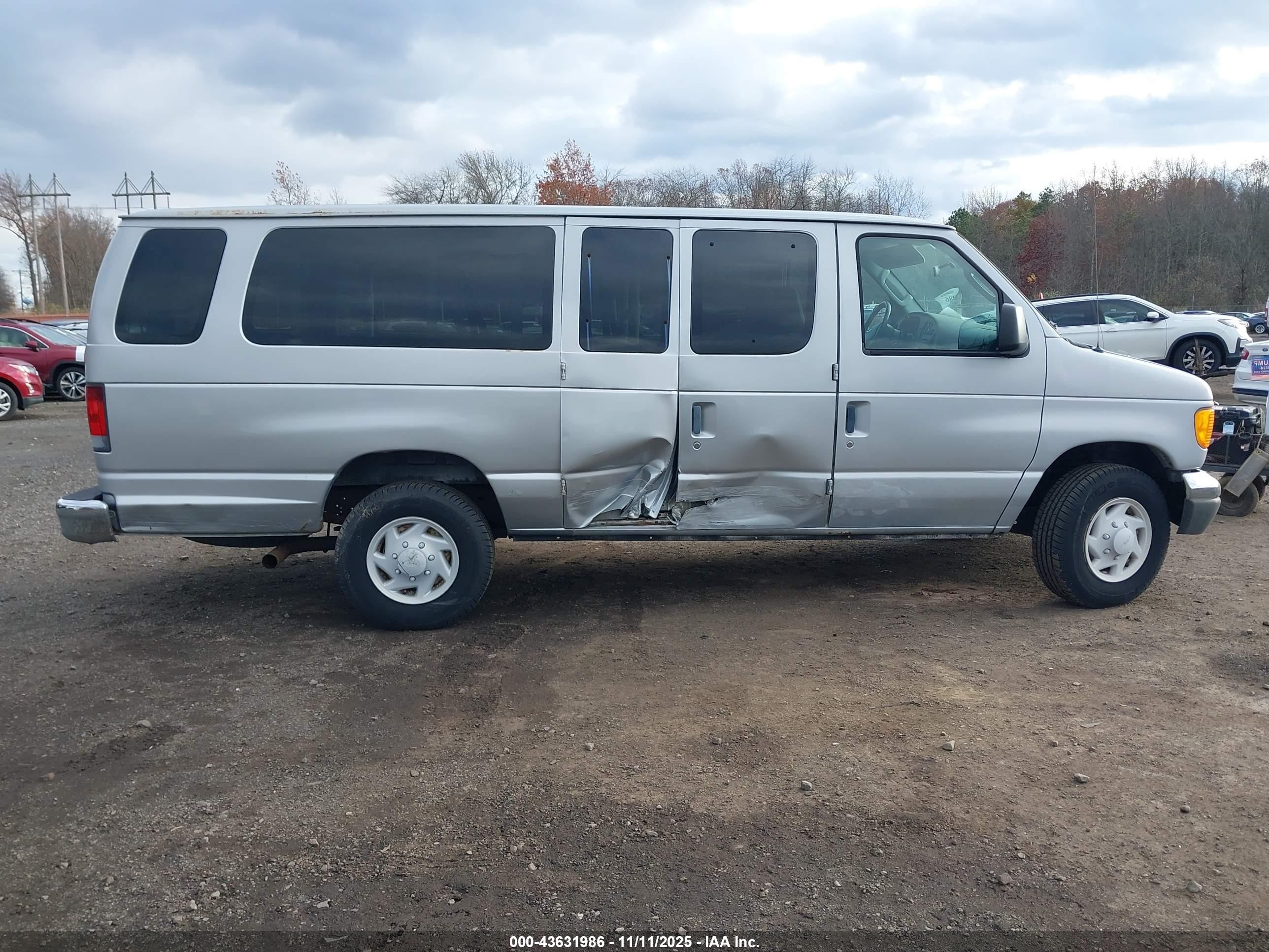 2005 Ford E-350 Super Duty Xl/xlt Серый vin: 1FBSS31L55HB36862