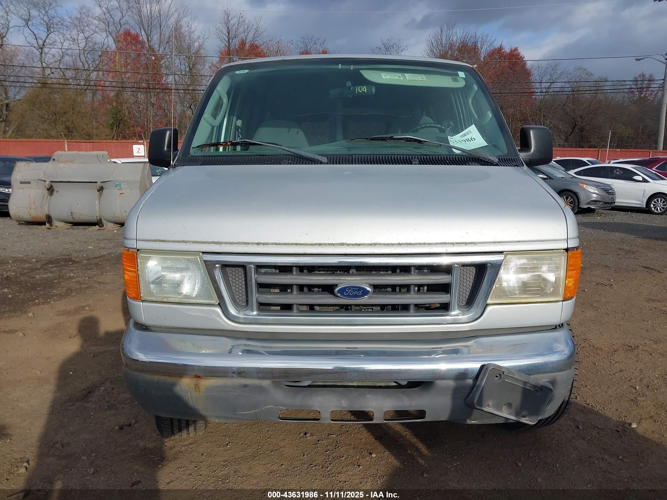 2005 Ford E-350 Super Duty Xl/xlt Серый vin: 1FBSS31L55HB36862