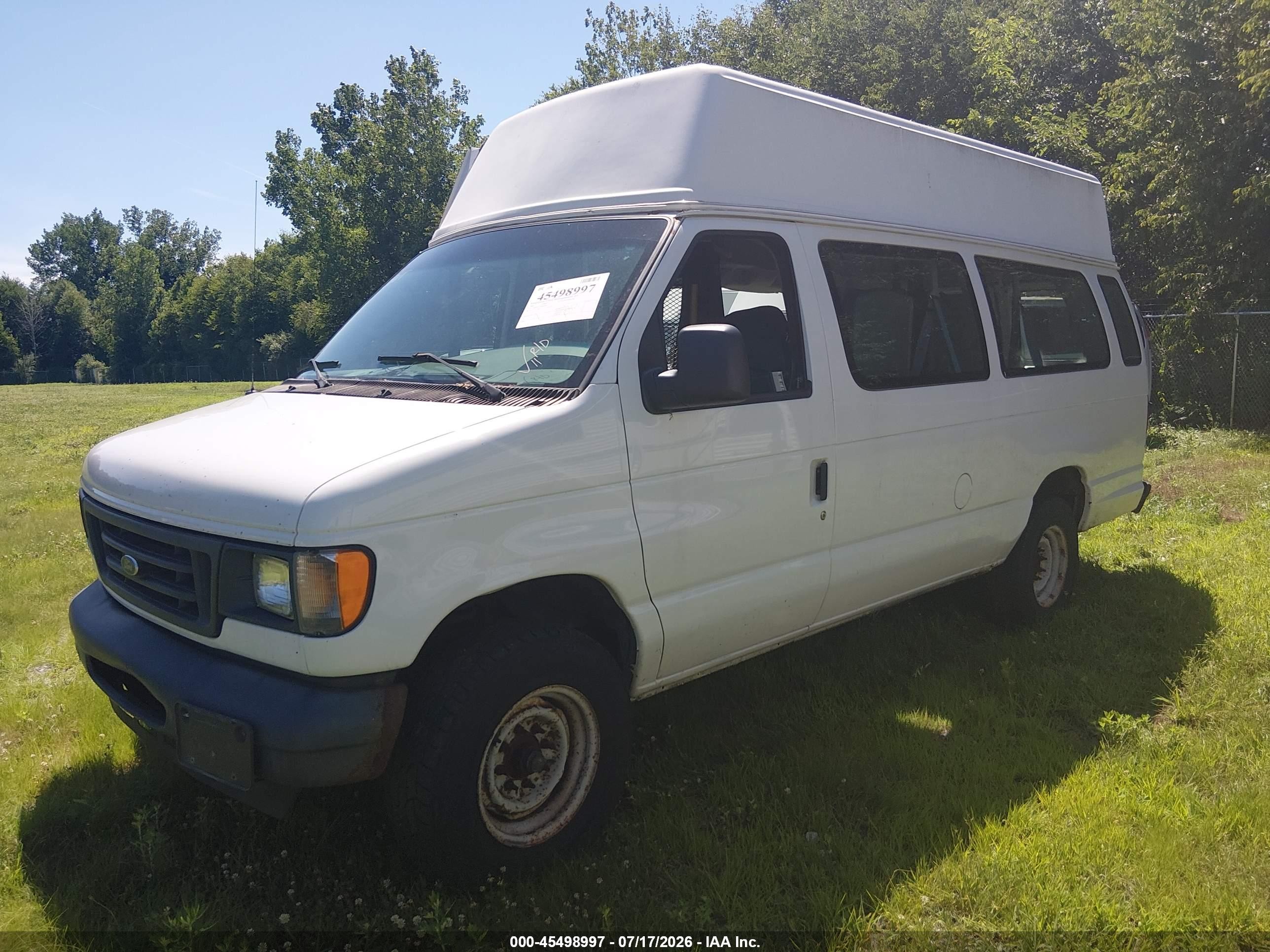 2005 Ford E-350 Super Duty Xl/xlt Белый vin: 1FBSS31L55HB45416