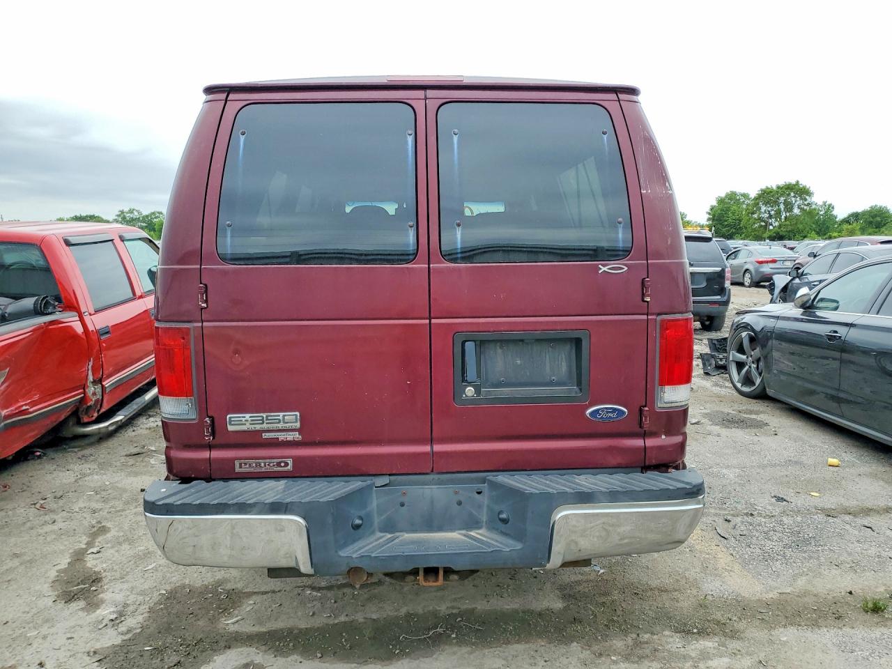 2007 Ford E-350 Super Duty Rv Cutaway Burgundy vin: 1FBSS31L57DB34989