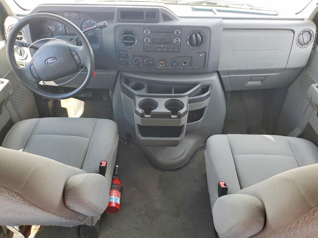 2009 Ford Econoline E350 Super Duty Wagon White vin: 1FBSS31L59DA74179