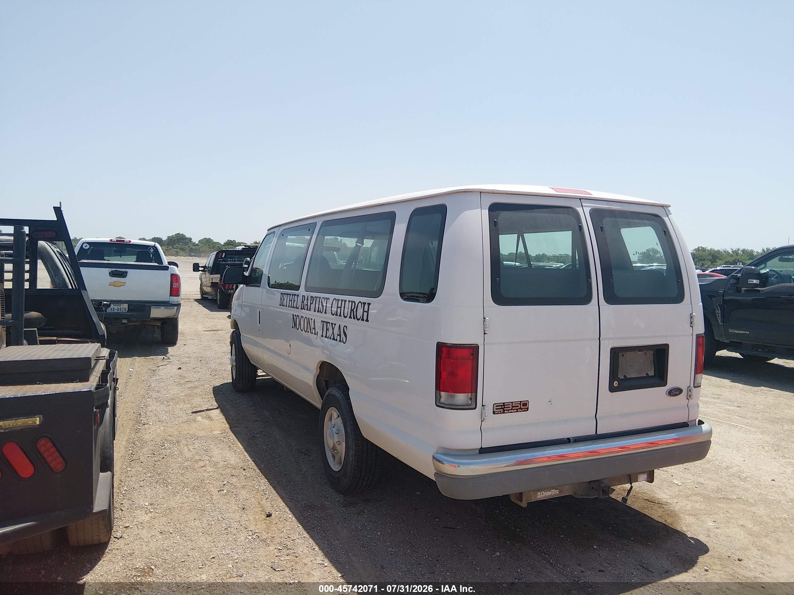 2000 Ford E-350 Super Duty Xl/xlt Белый vin: 1FBSS31L5YHB50314