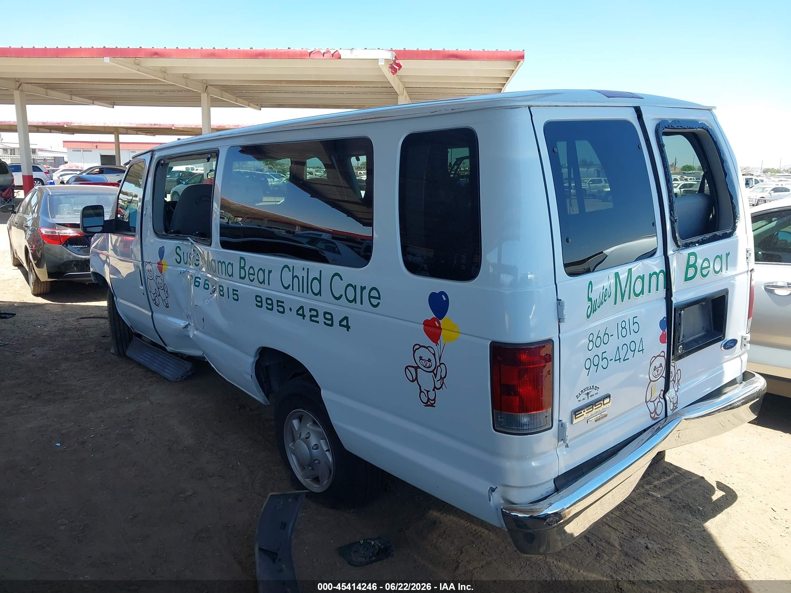 2006 Ford Econoline   White vin: 1FBSS31L66DA21521