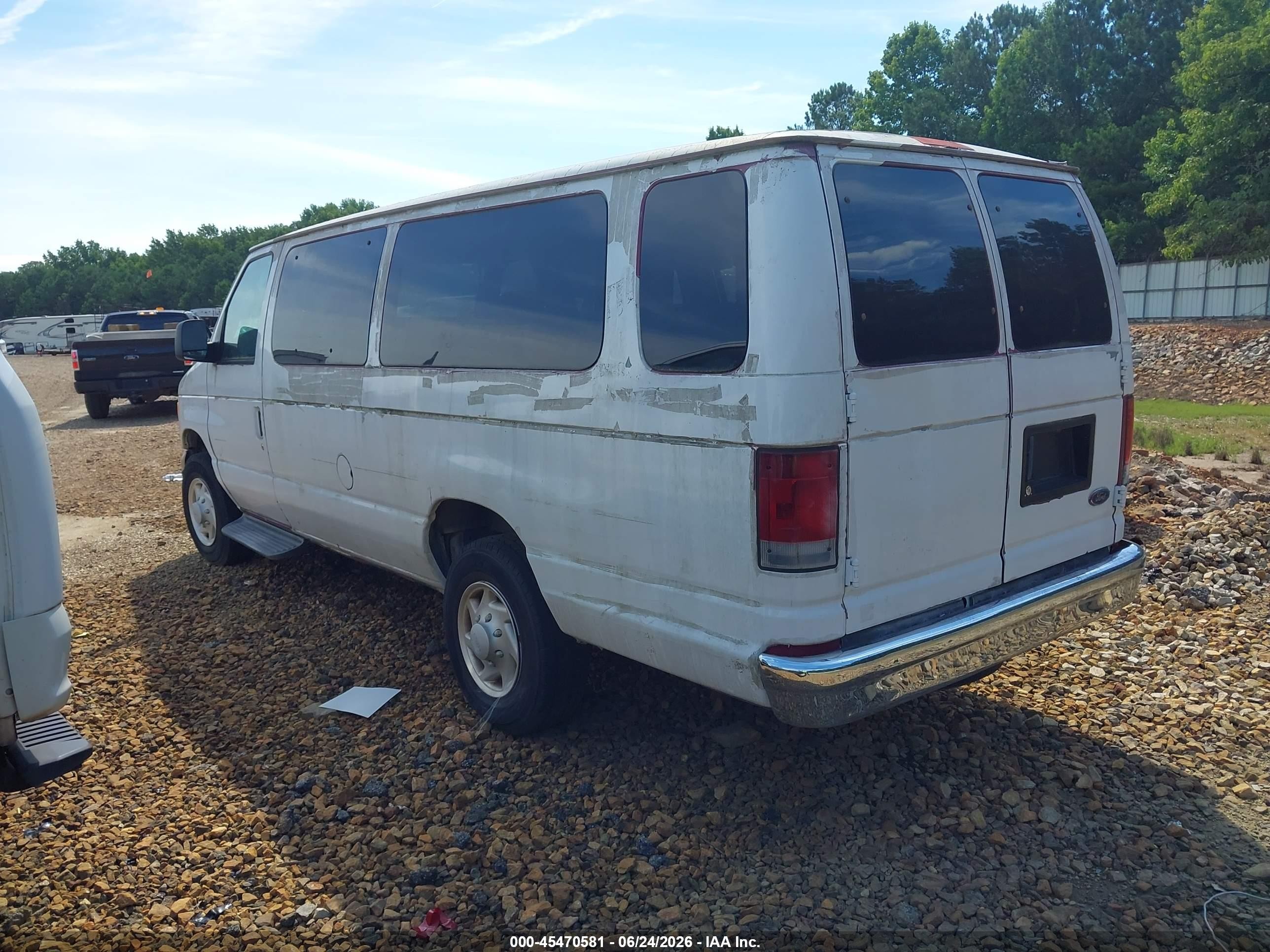 2006 Ford E-350 Super Duty Xl/xlt Белый vin: 1FBSS31L66DA43275