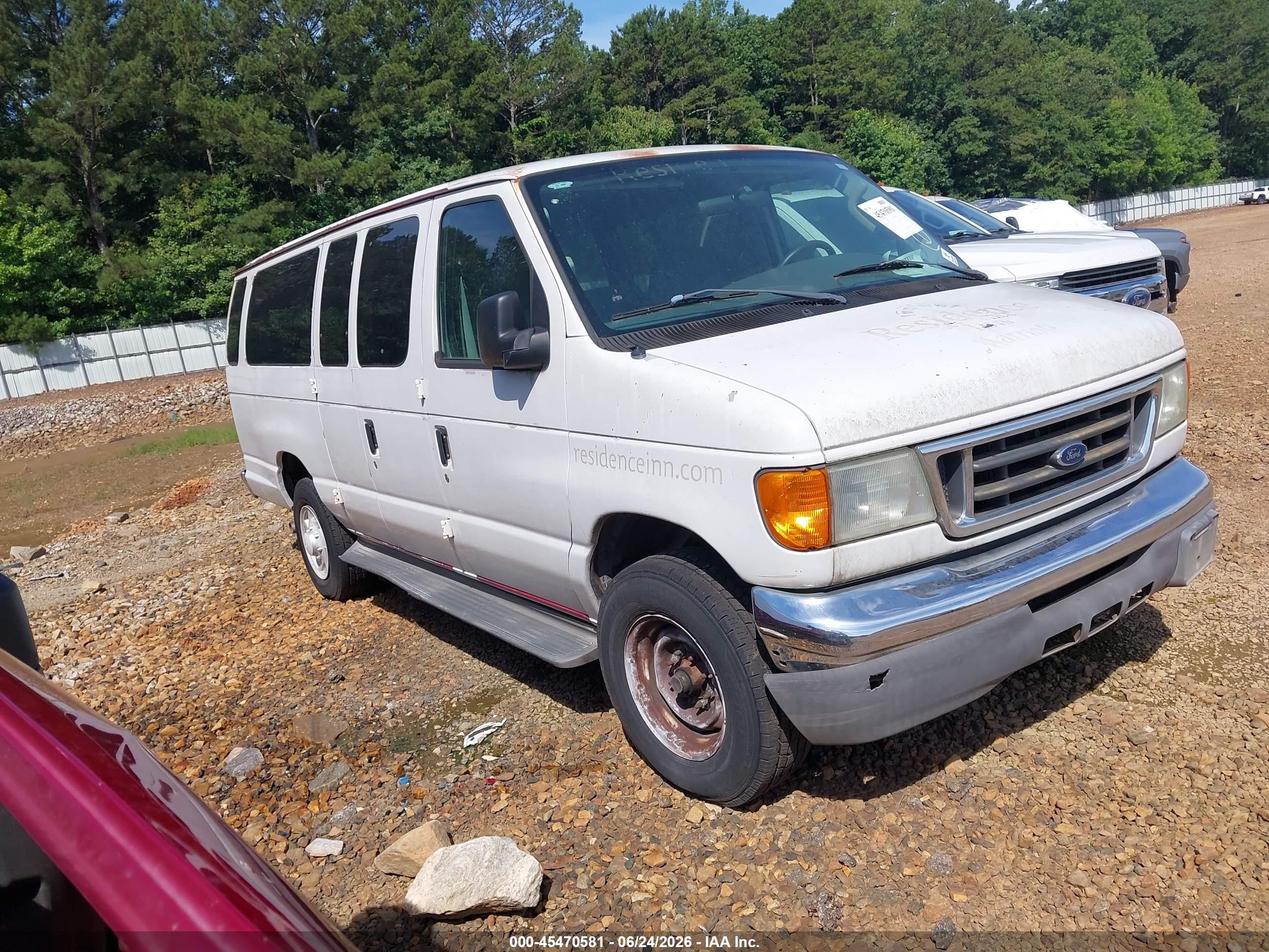 2006 Ford E-350 Super Duty Xl/xlt Белый vin: 1FBSS31L66DA43275