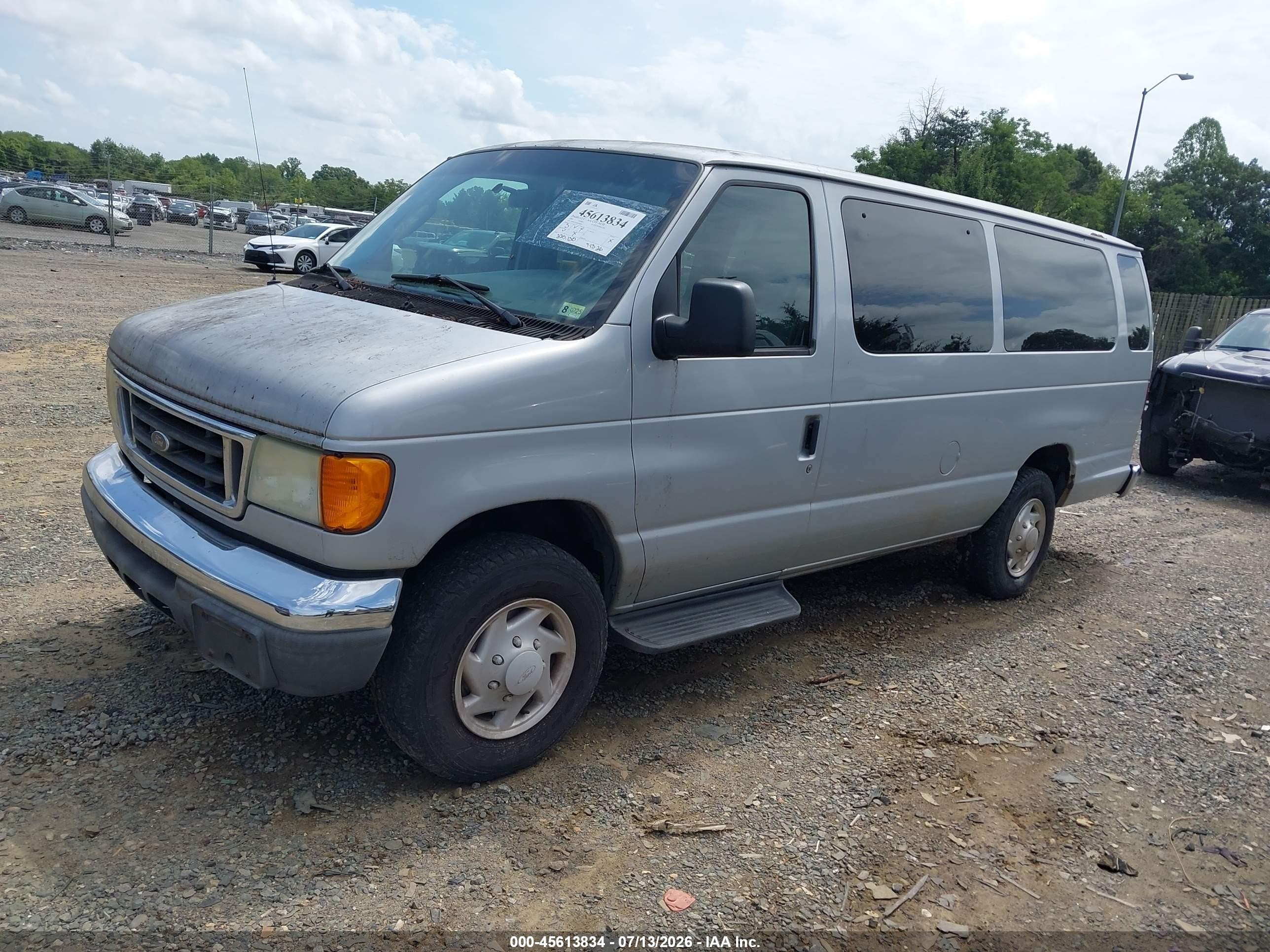 2006 Ford E-350 Super Duty Xl/xlt Silver vin: 1FBSS31L66DB00803