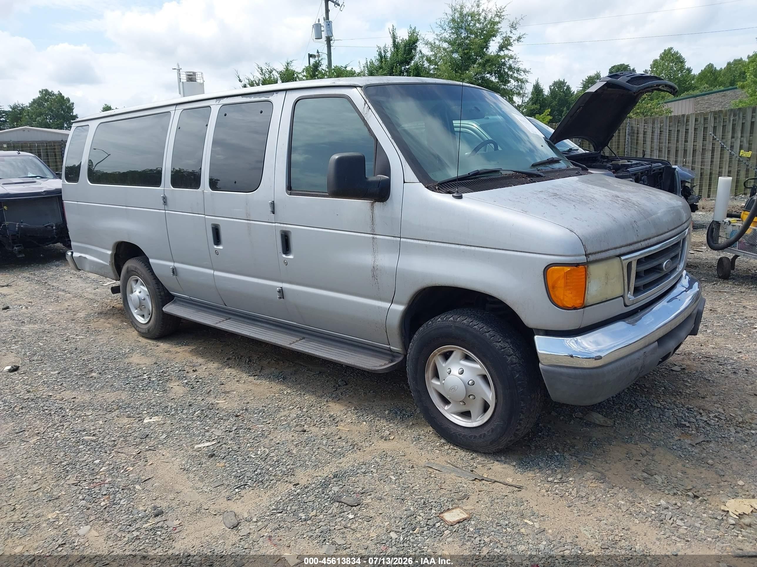 2006 Ford E-350 Super Duty Xl/xlt Silver vin: 1FBSS31L66DB00803