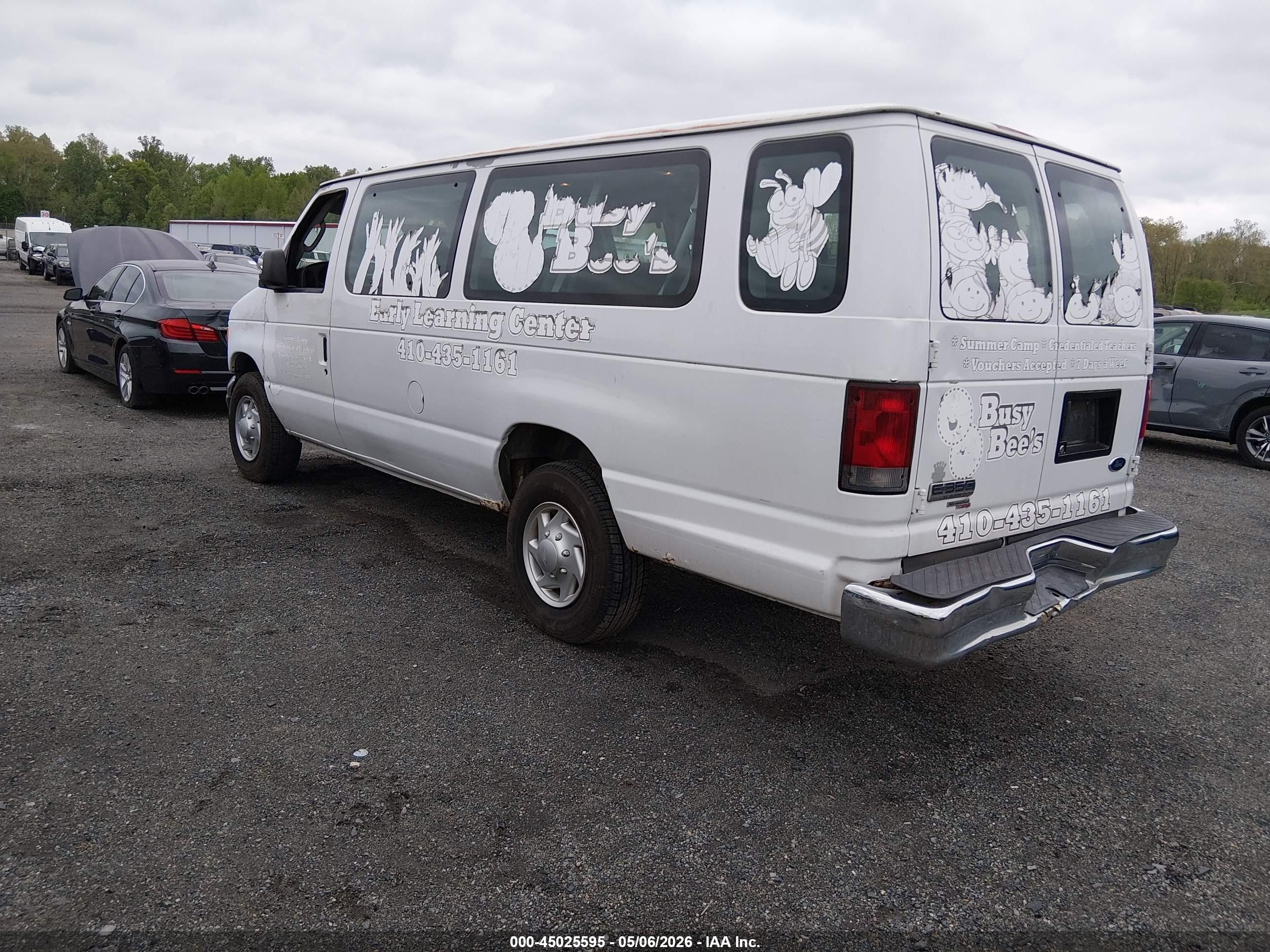 2006 Ford E-350 Super Duty   Белый vin: 1FBSS31L66HA33290