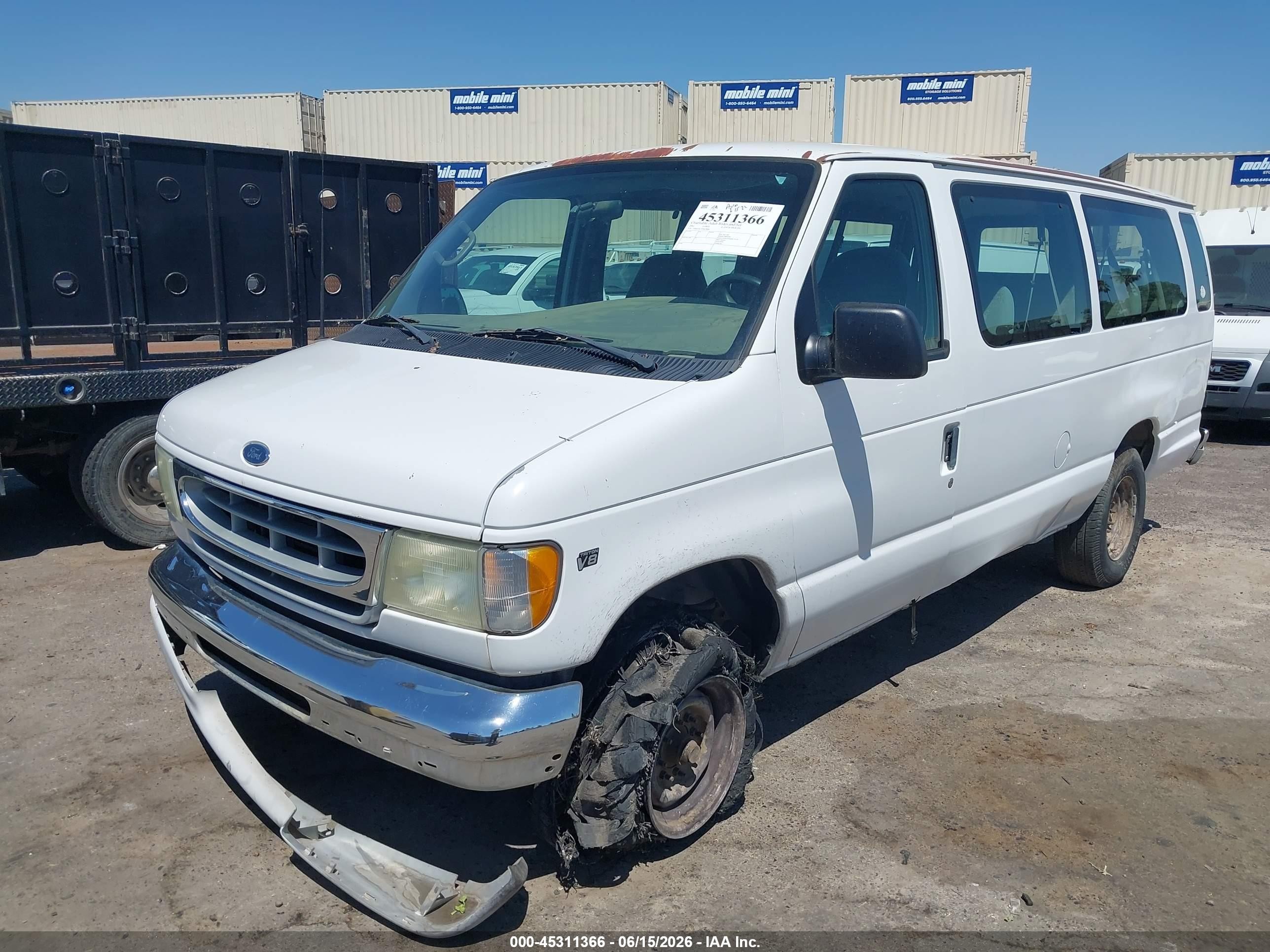 2002 Ford E-350 Super Duty Xl/xlt White vin: 1FBSS31L72HB79904