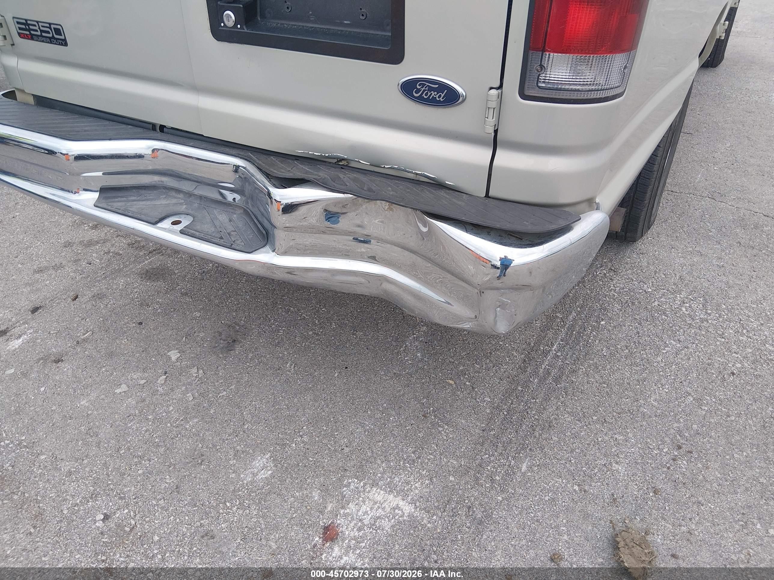 2005 Ford E-350 Super Duty Xl/xlt Gray vin: 1FBSS31L75HA98194