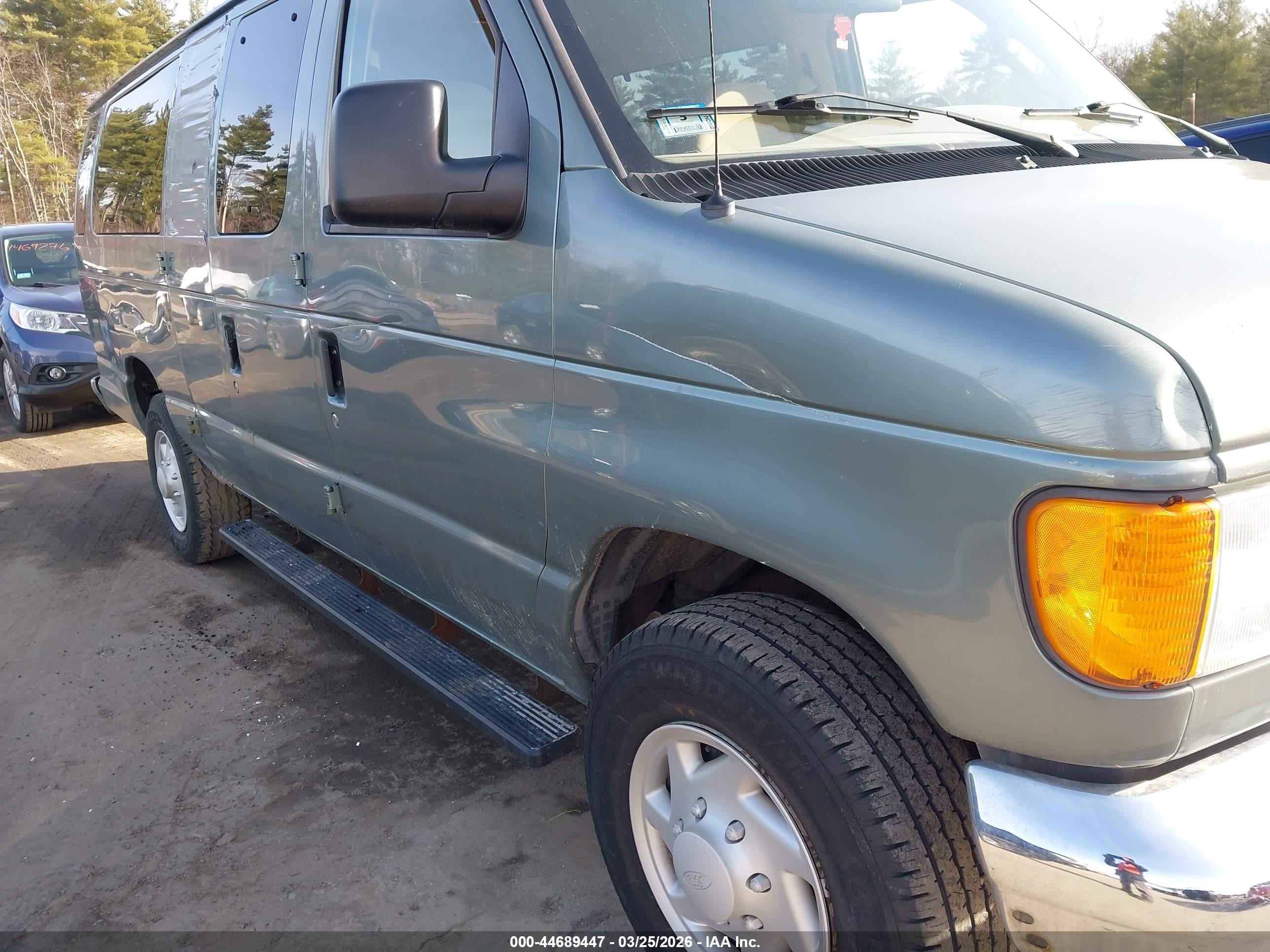 2006 Ford E-350 Super Duty Xl/xlt Green vin: 1FBSS31L76DA76740