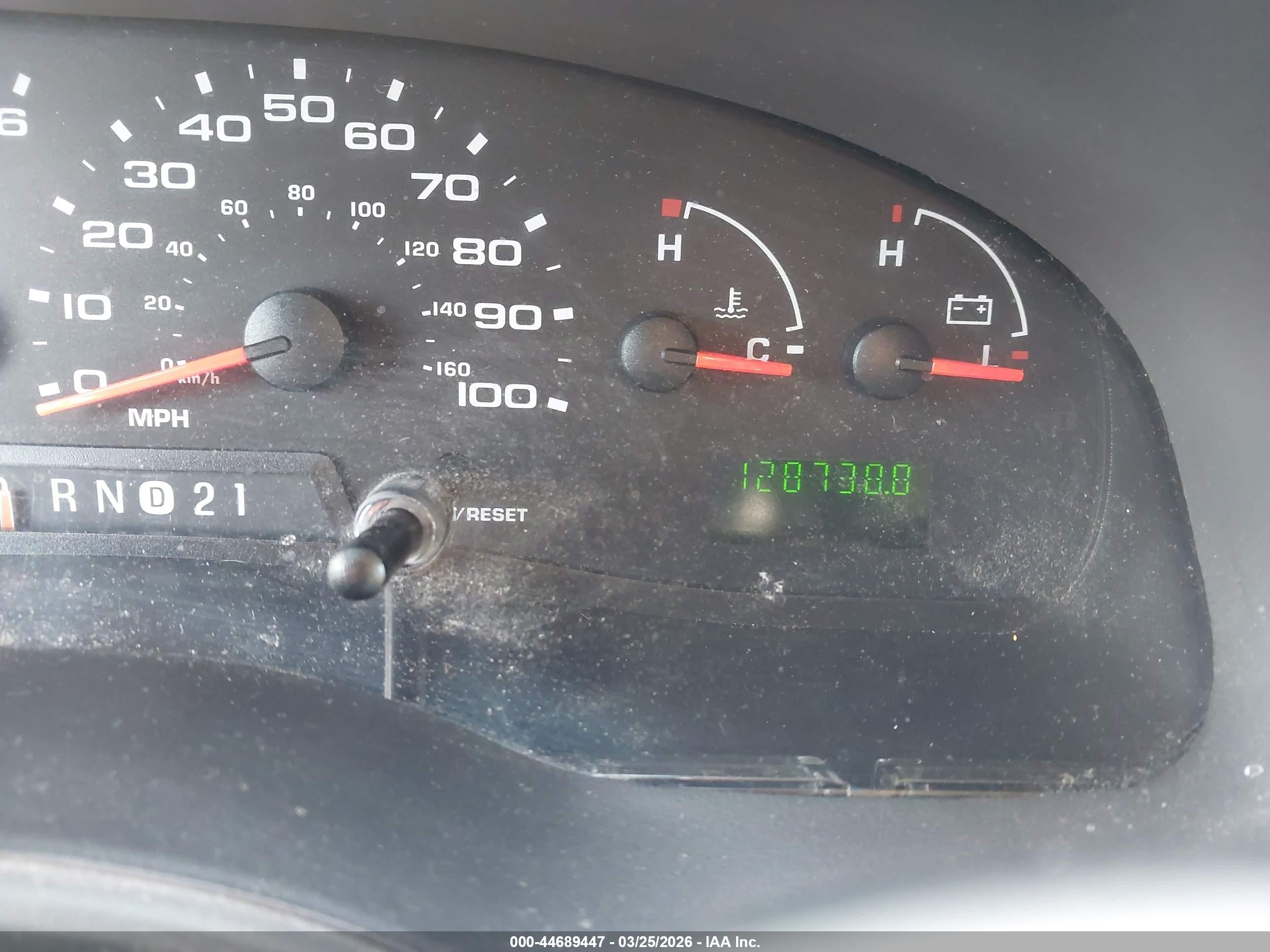 2006 Ford E-350 Super Duty Xl/xlt Green vin: 1FBSS31L76DA76740