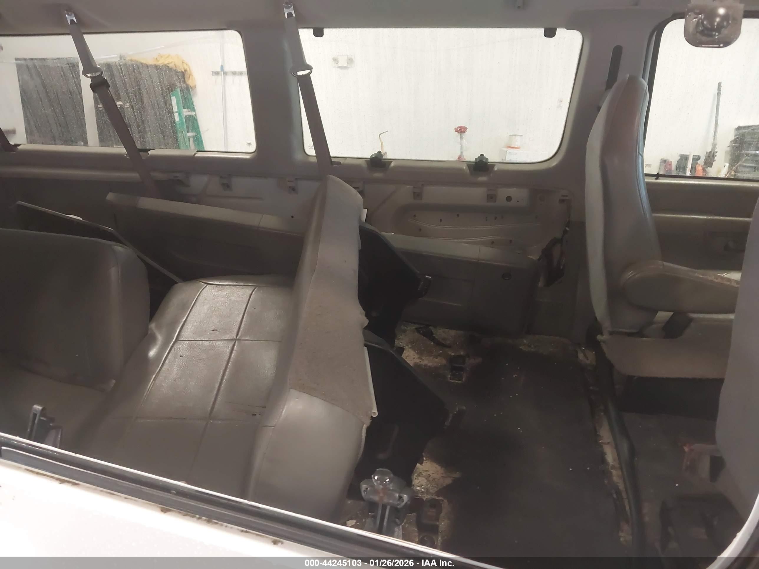 2007 Ford E-350 Super Duty Xl/xlt White vin: 1FBSS31L77DB48649