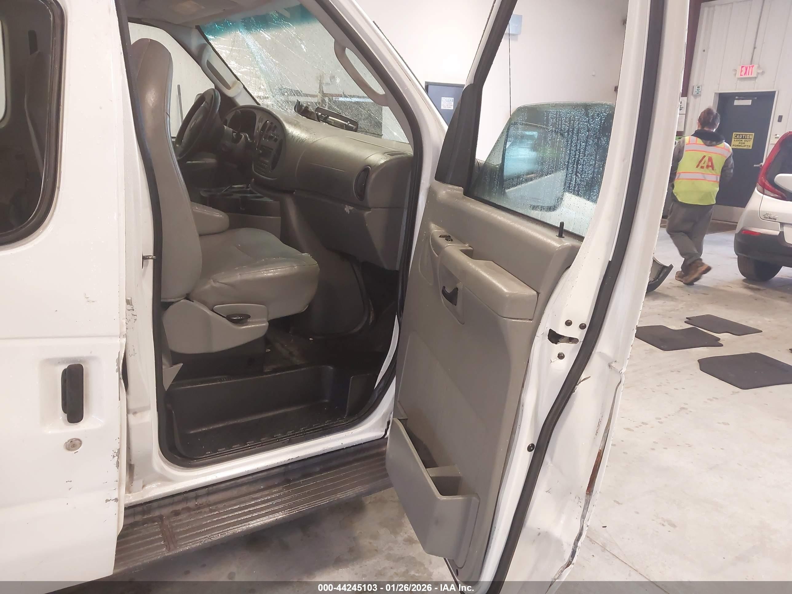2007 Ford E-350 Super Duty Xl/xlt White vin: 1FBSS31L77DB48649
