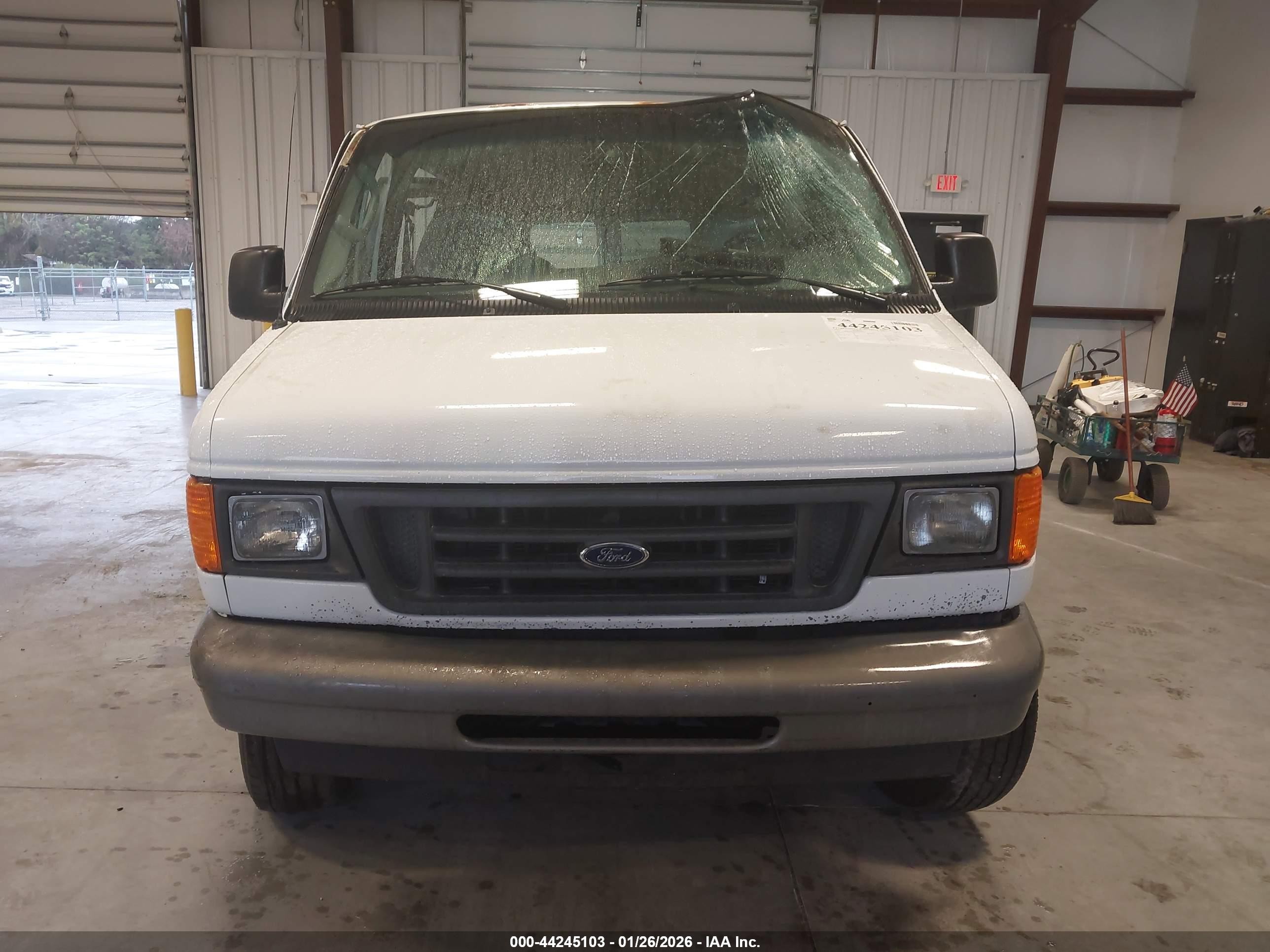2007 Ford E-350 Super Duty Xl/xlt White vin: 1FBSS31L77DB48649