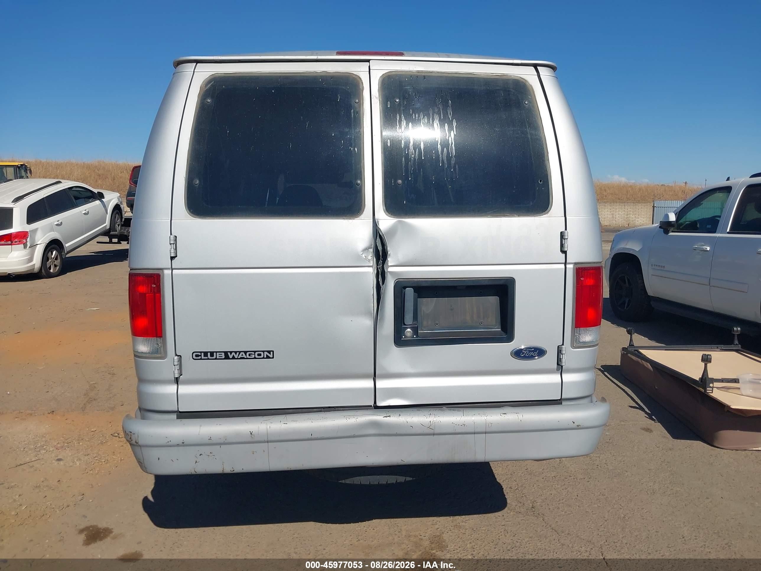 1998 Ford Econoline E350 Super Duty Gray vin: 1FBSS31L7WHC07111