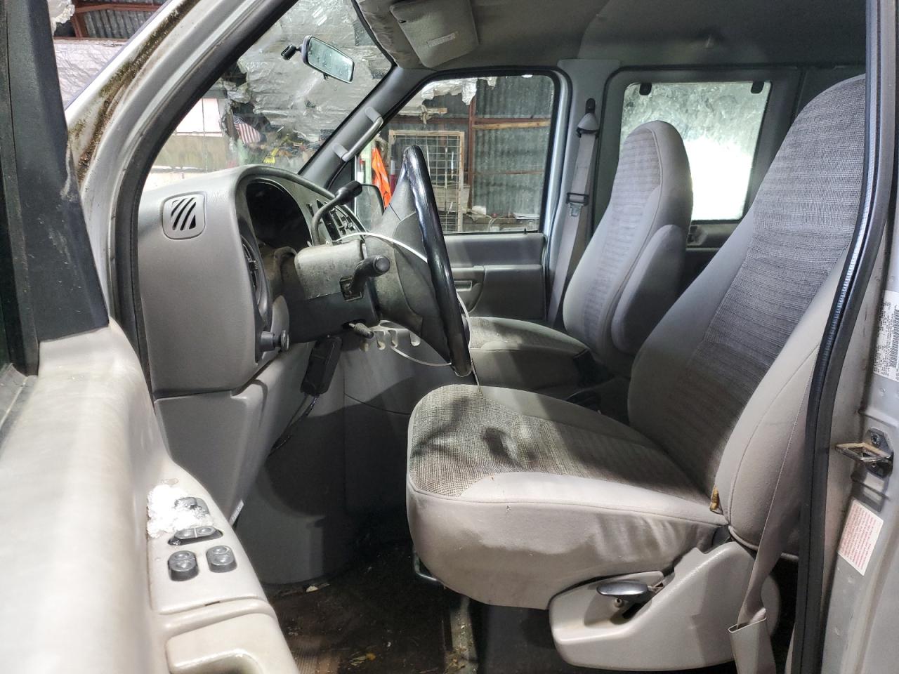 2001 Ford Econoline E350 Super Duty Wagon Silver vin: 1FBSS31L81HB74211