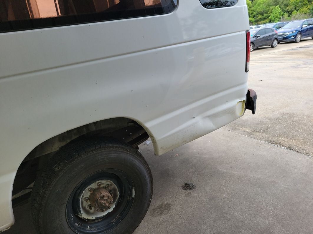 2007 Ford Econoline E350 Super Duty Wagon vin: 1FBSS31L87DA32828